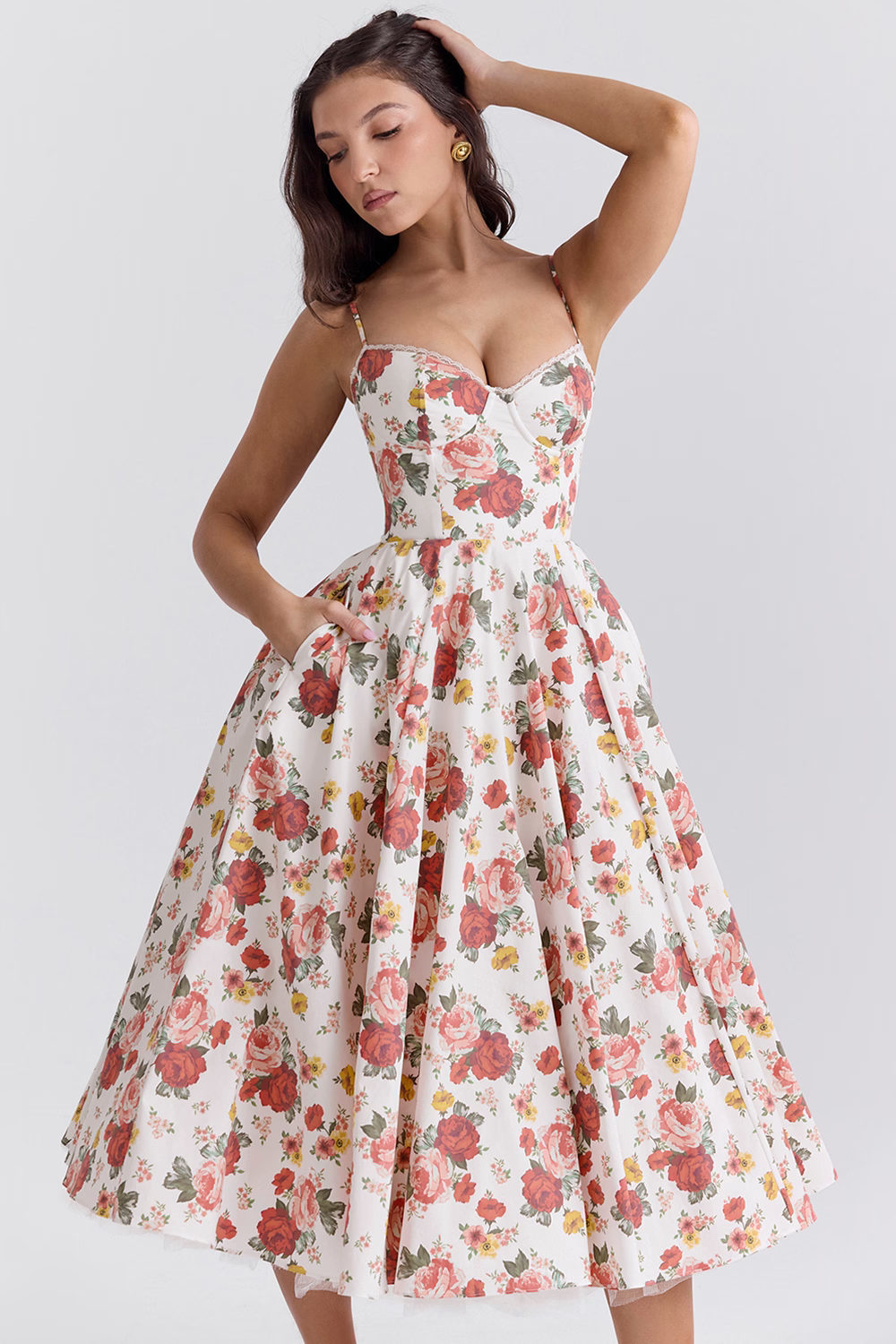WEDDING GUEST DRESS | FLARED DESIGN & BUSTIER FIT