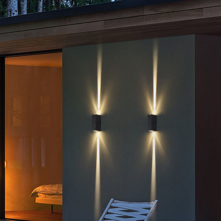 Moderne rechthoekige LED buitenwandlamp 1-licht IP65
