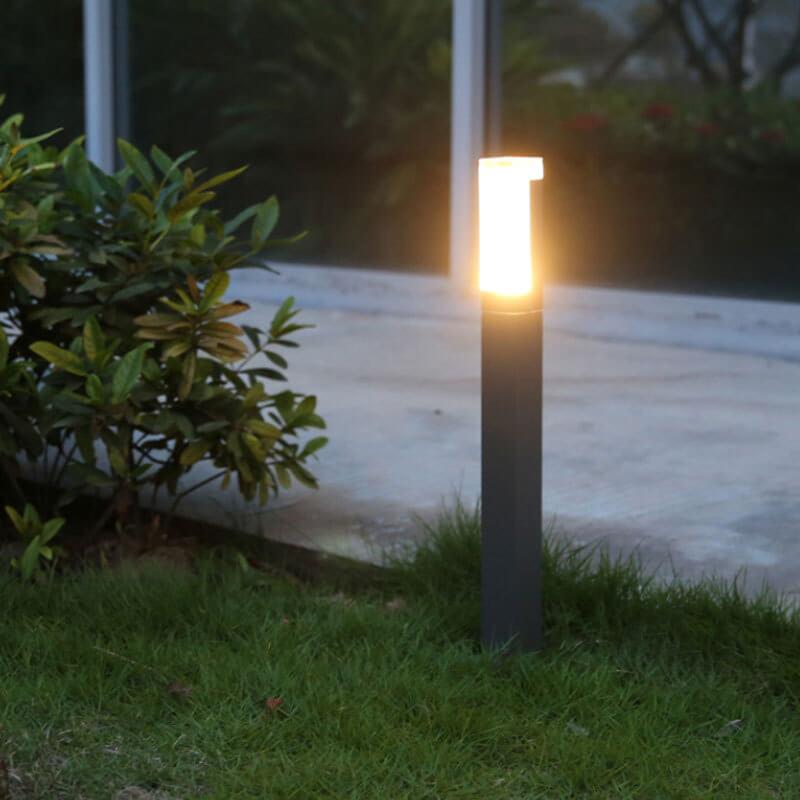 Lampada da giardino moderna quadrata LED per esterni a 1 luce
