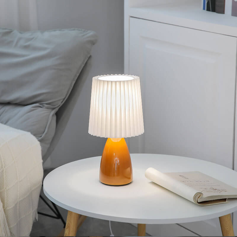 Nordische Glas-Faltenlampenschirm-Tischlampe 1-Flammig