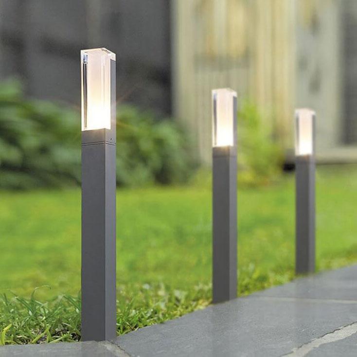 Lampada da giardino moderna quadrata LED per esterni a 1 luce