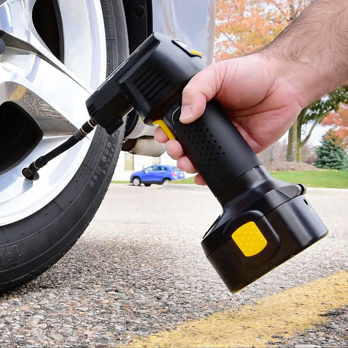 Cordless Auto Stop Tire Inflator by Frosetpro
