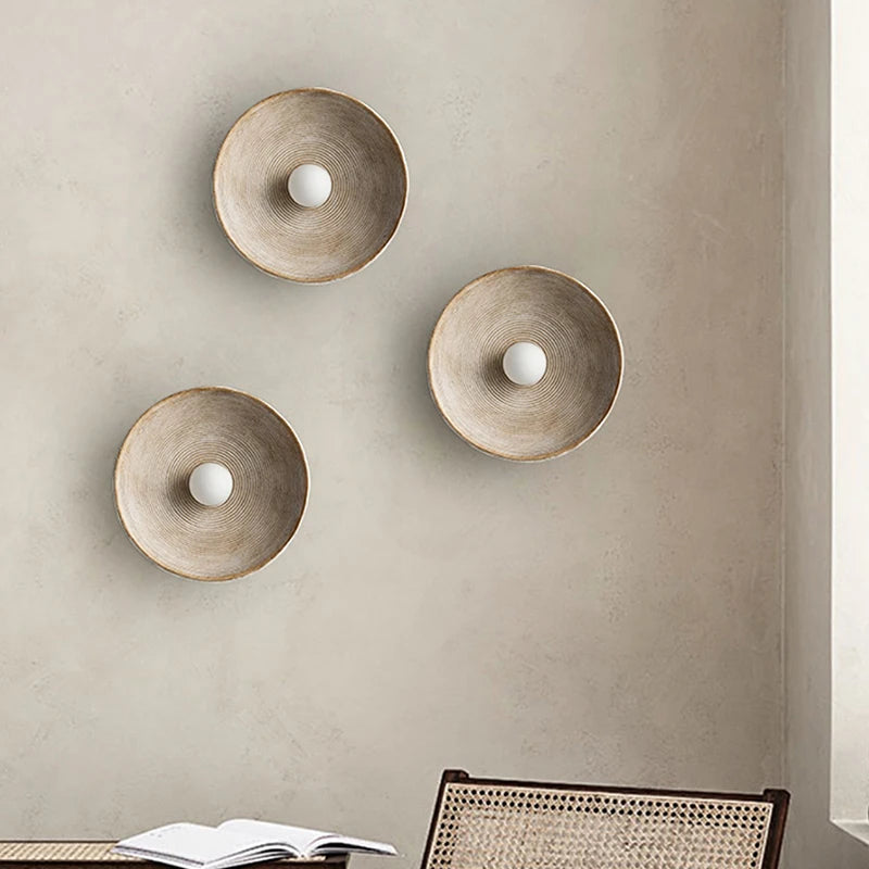 Applique da parete rotonda in resina stile ceramica retrò LED 1 luce