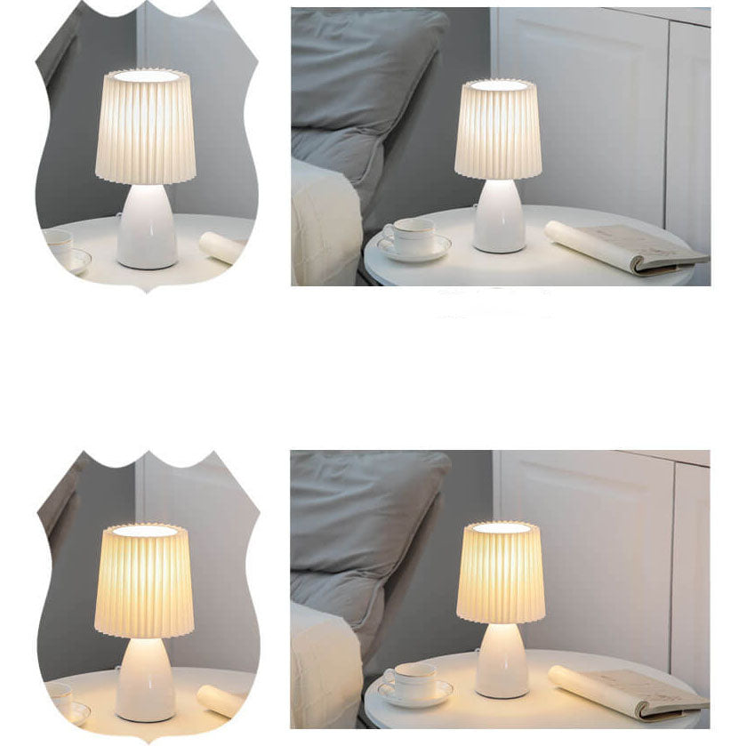 Nordische Glas-Faltenlampenschirm-Tischlampe 1-Flammig