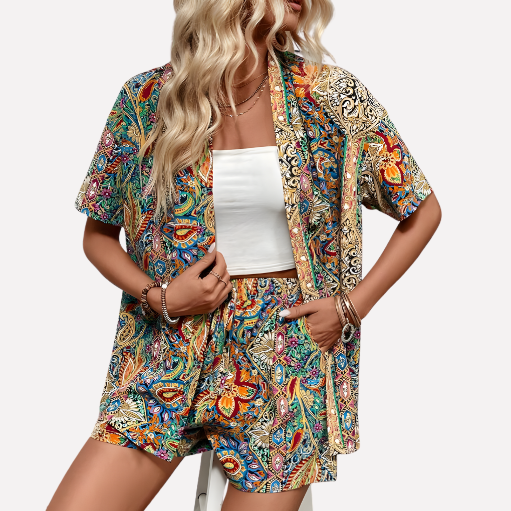 Dames kimono-skjorte og shorts