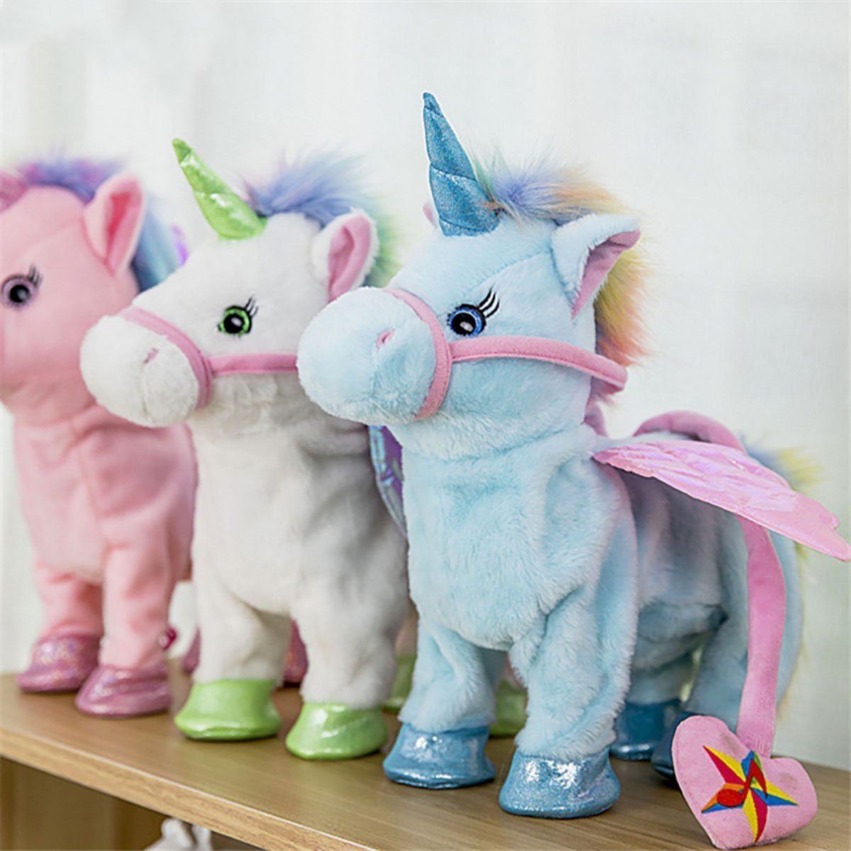 Elektrisches Laufendes Einhorn Plüschtier