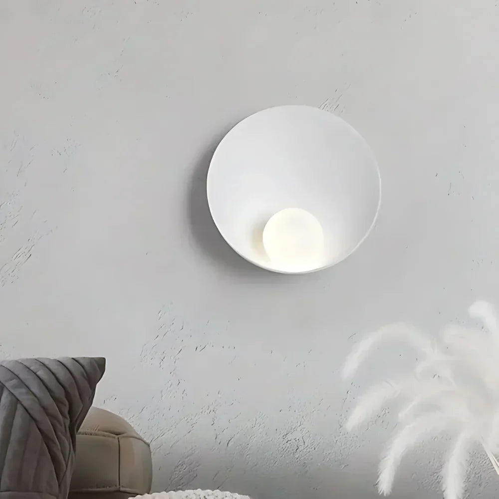 Applique da parete moderno Japandi in resina a forma di ciotola G9 1 luce