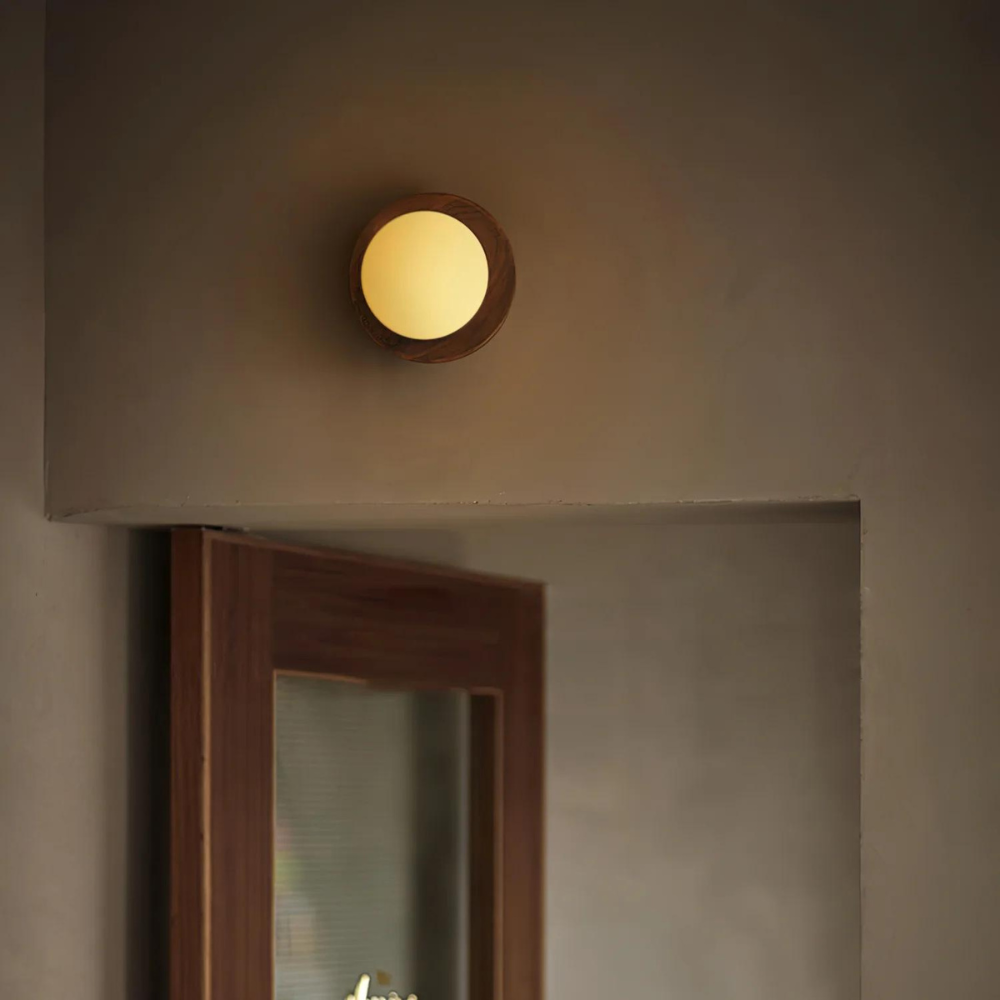 Applique da parete a globo in legno nordico LED 1 luce