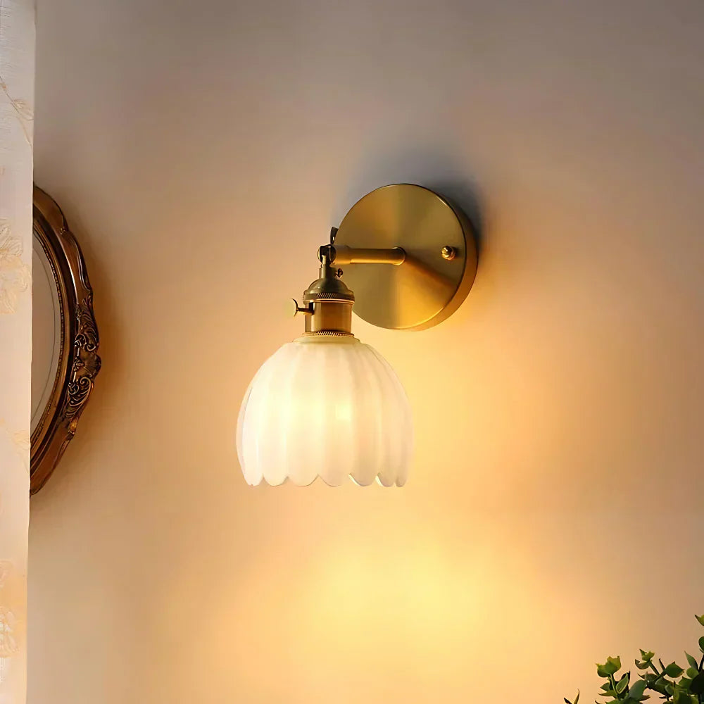 Applique da parete vintage in ottone con vetro a tulipano 1 luce