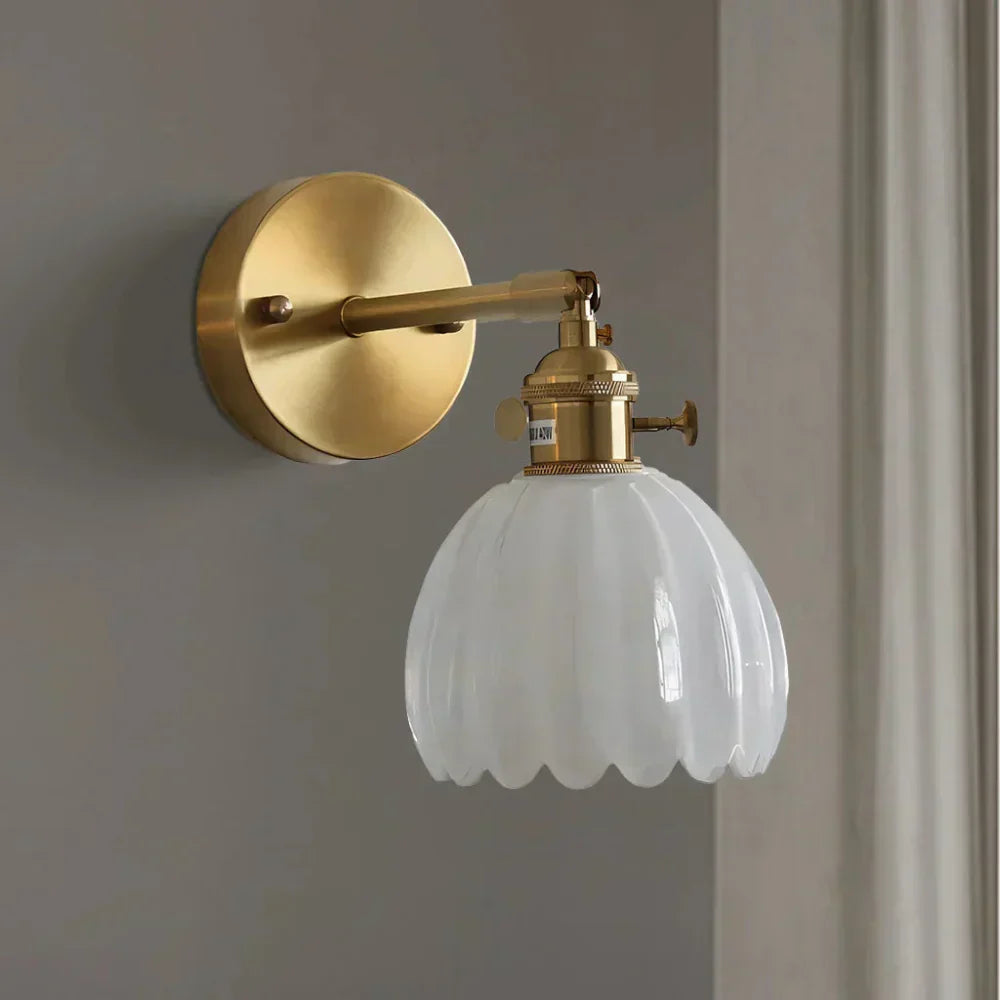 Applique da parete vintage in ottone con vetro a tulipano 1 luce