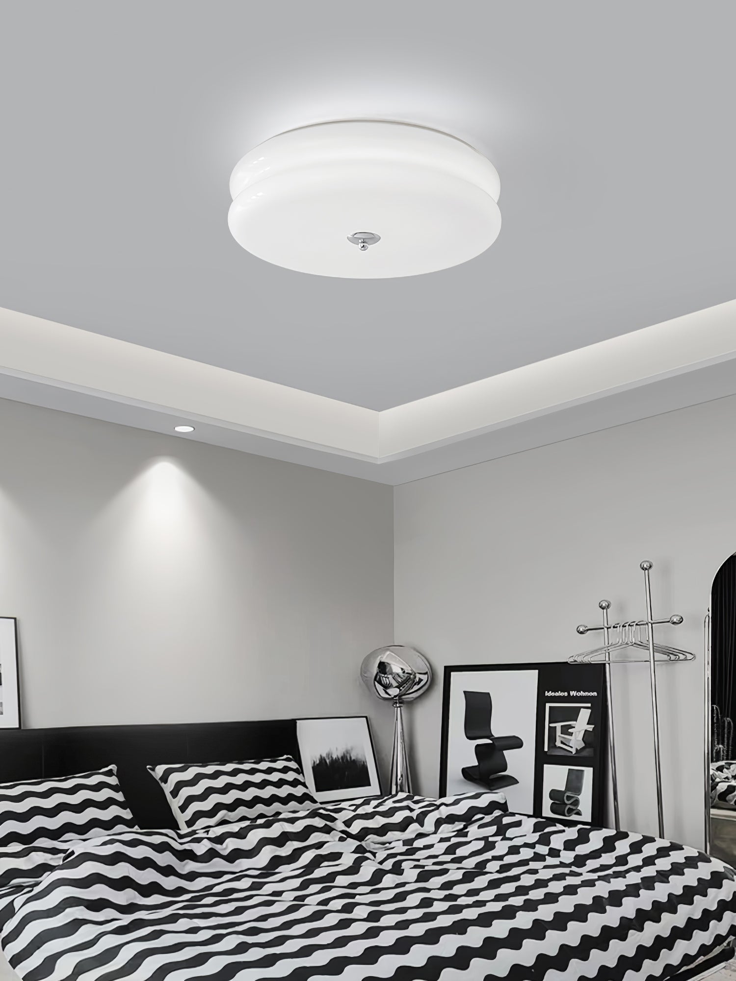 Art Deco Vintage Round Glass Ceiling Light 1-Light
