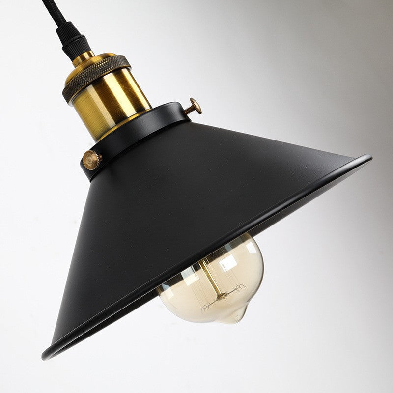 Applique da parete retrò industriale in ferro battuto con carrucola a 1 luce
