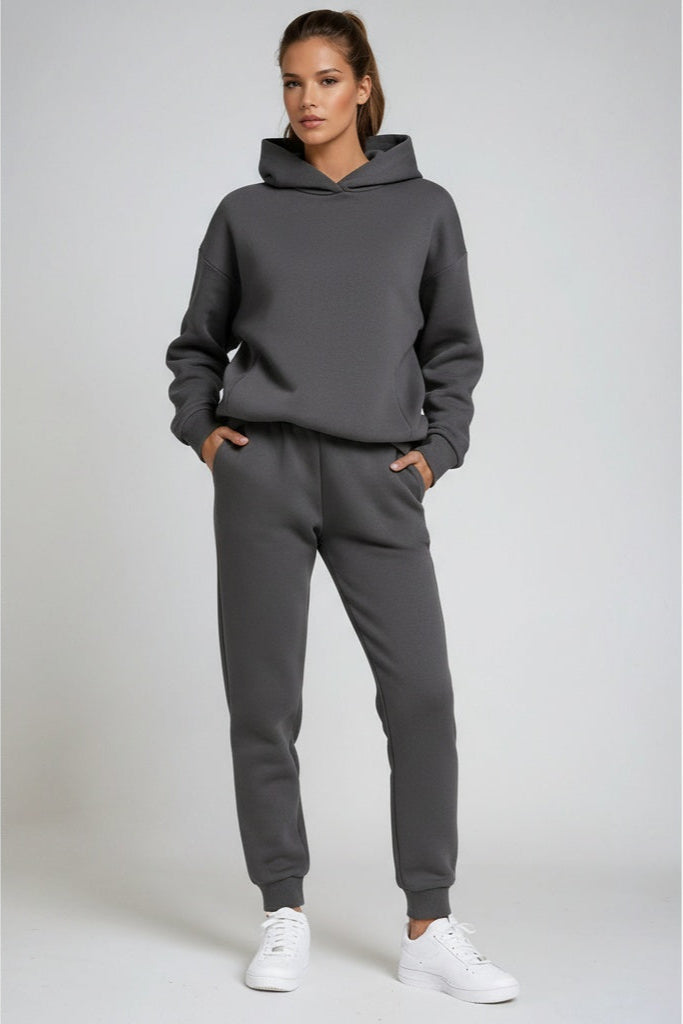 KAPUZEN-JOGGINGANZUG – SWEATSHIRT & JOGGINGHOSE