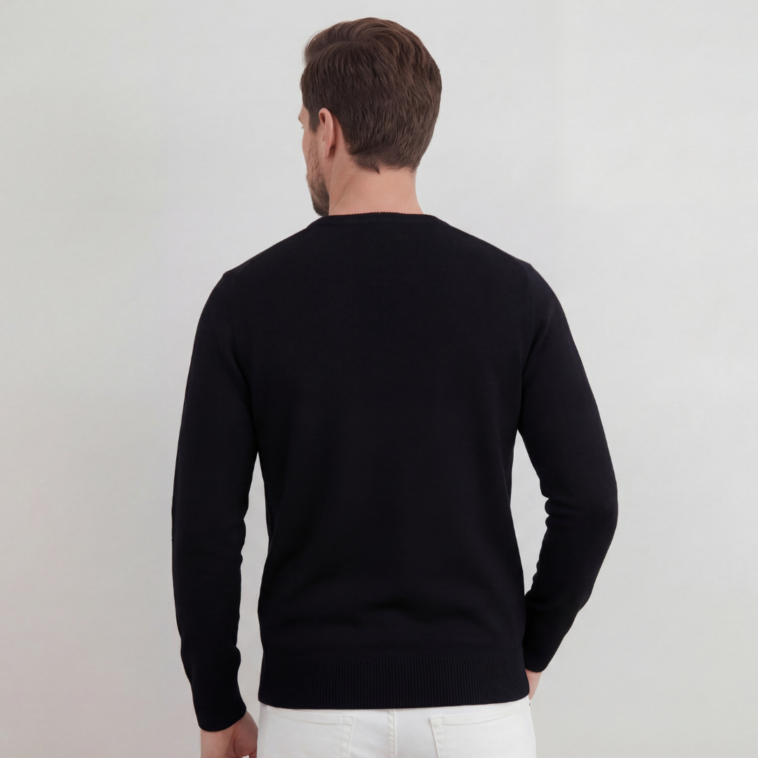Schwarzer Pullover mit Rundhalsausschnitt