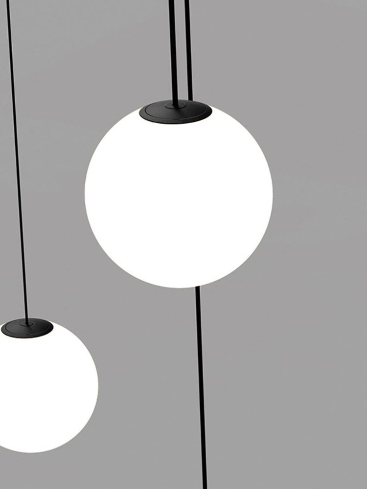 Lámpara colgante minimalista de globo de vidrio y latón 1 luz