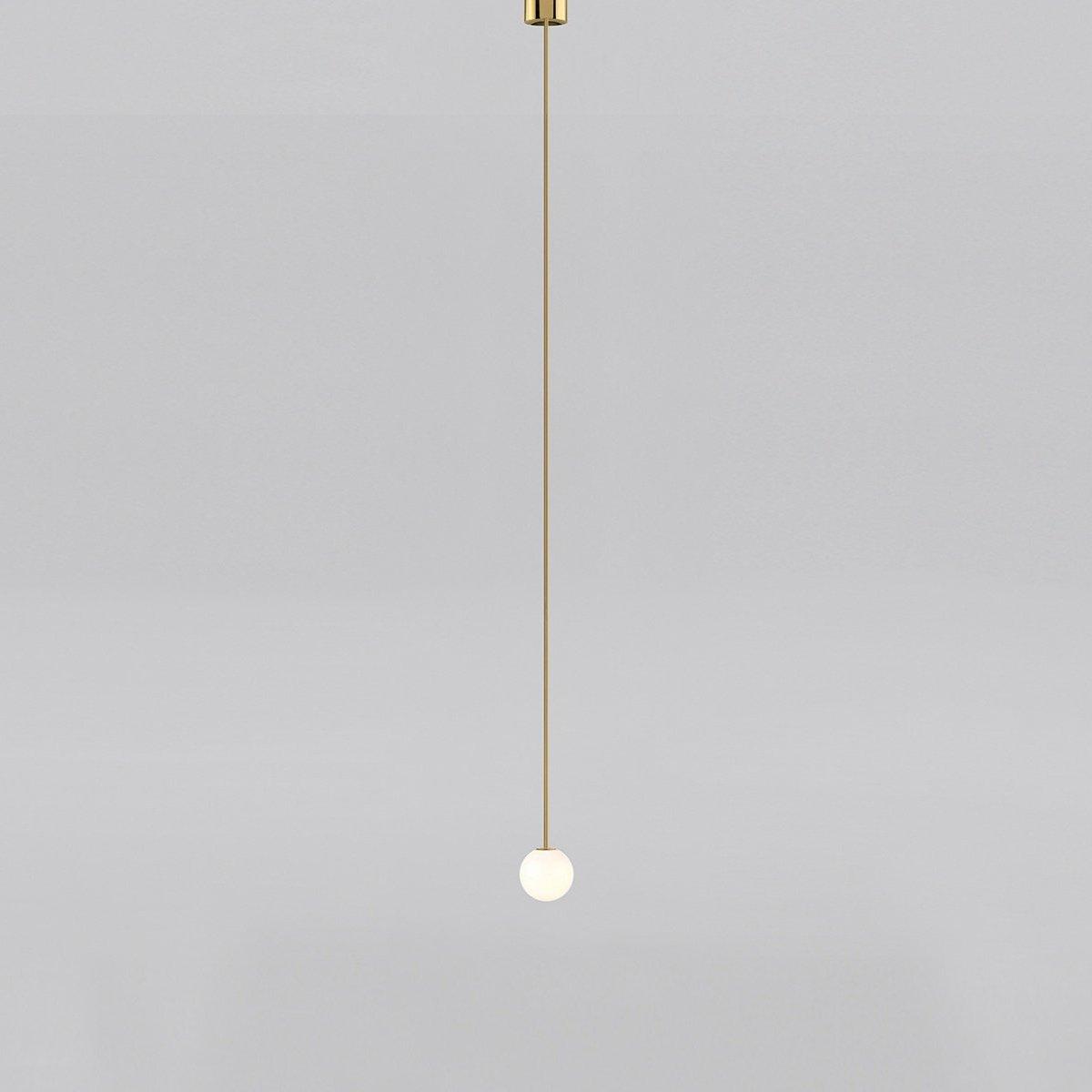 Lámpara colgante minimalista de globo de vidrio y latón 1 luz