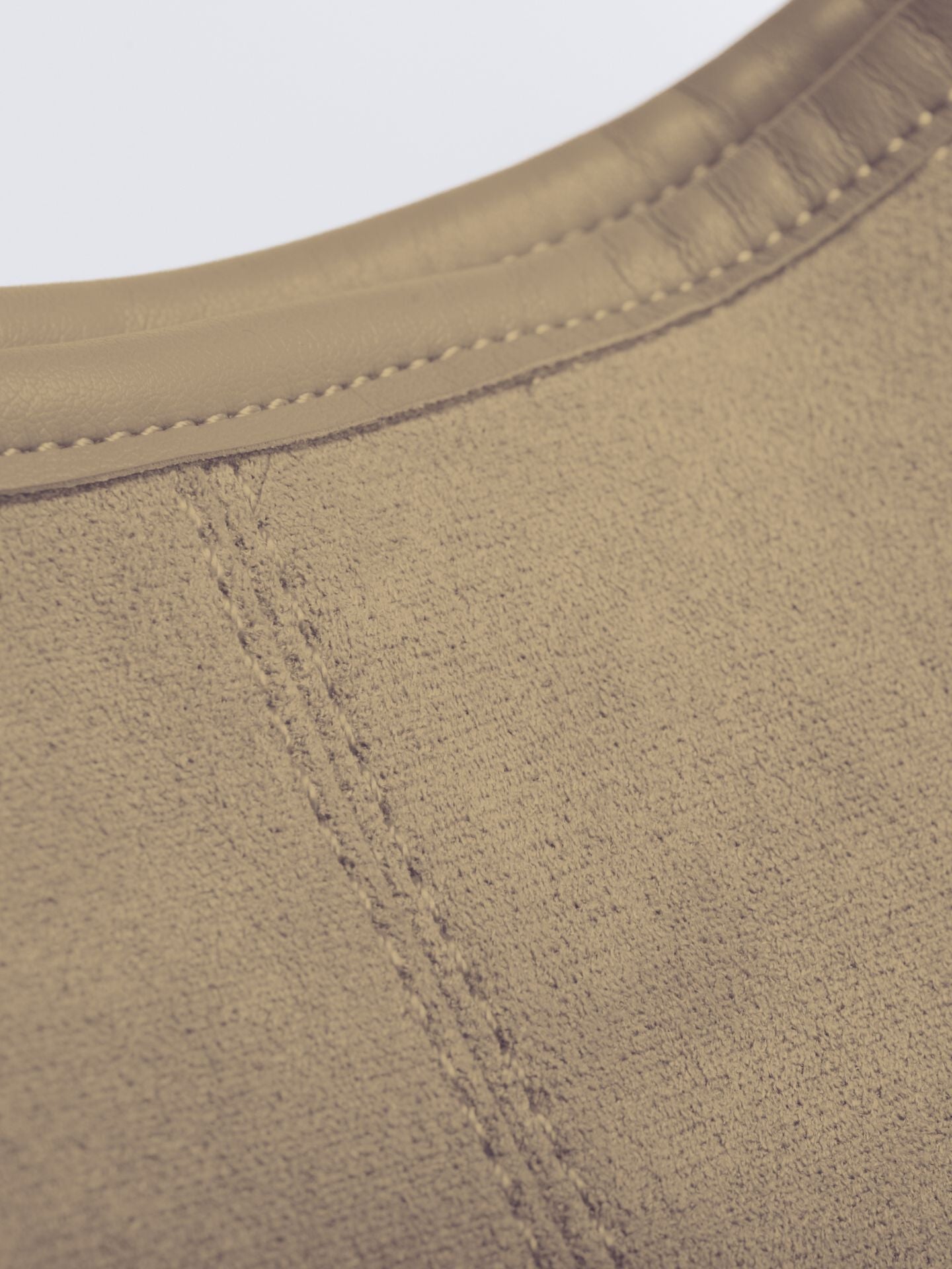 HÅNDTASKE | RUSKIND HOBO-TASKE MED MINIMALISTISK DESIGN OG ENKELT REM