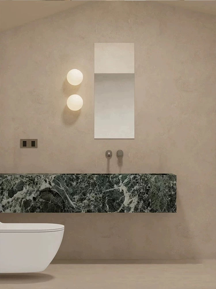 Applique da parete LED moderna con globo in vetro satinato 1 luce