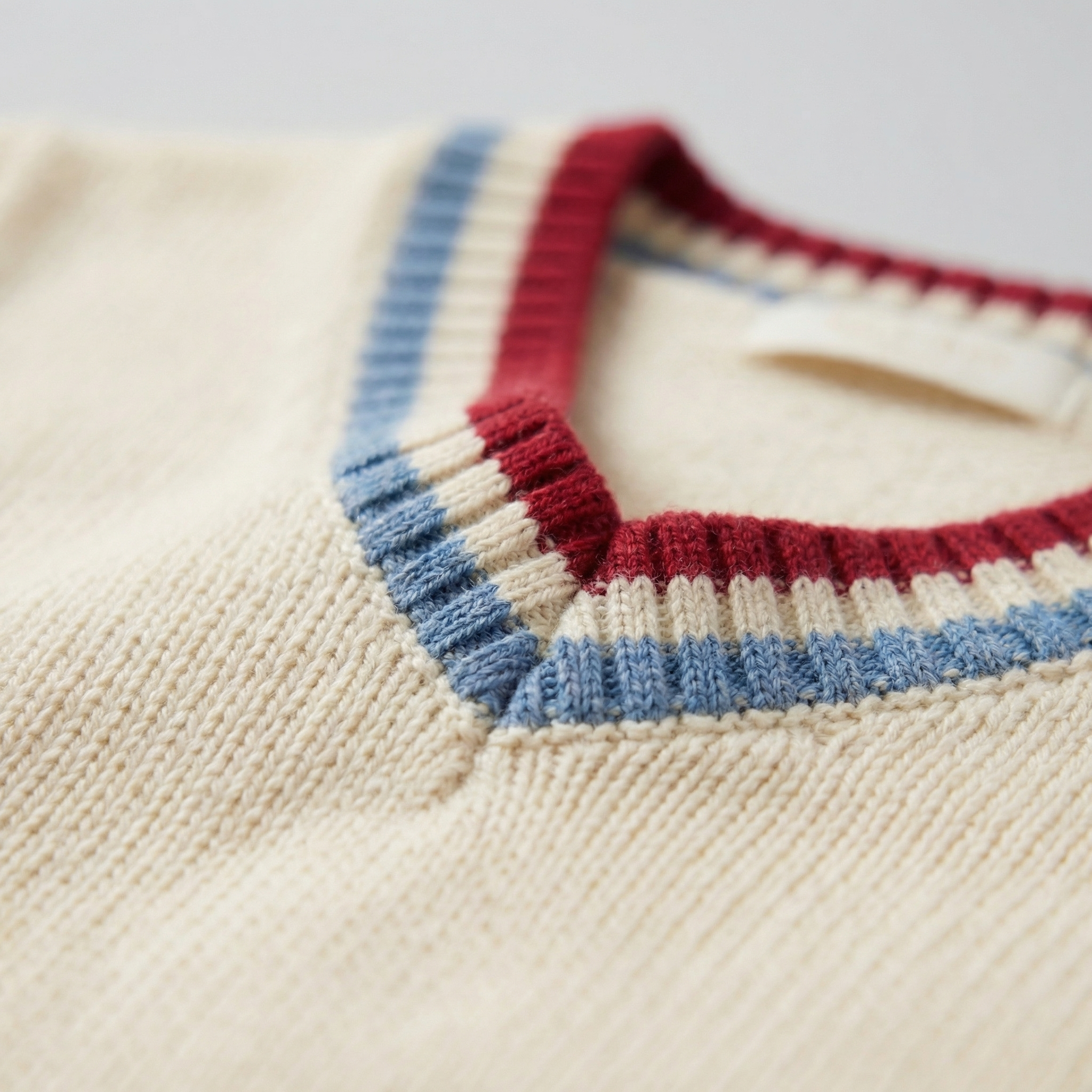 Chaleco de Punto Trenzado con Cuello en V para Hombre