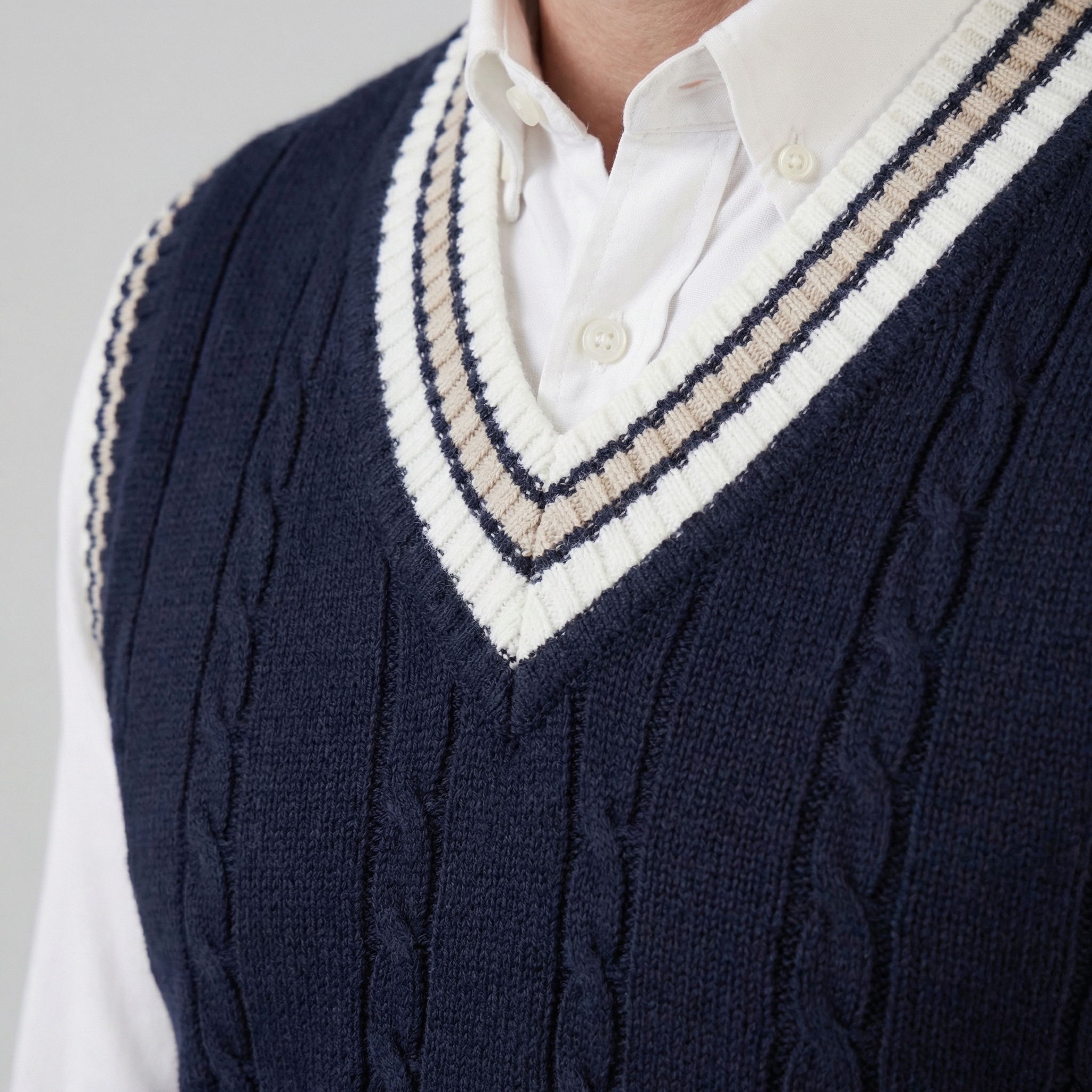 Chaleco de Punto Trenzado con Cuello en V para Hombre