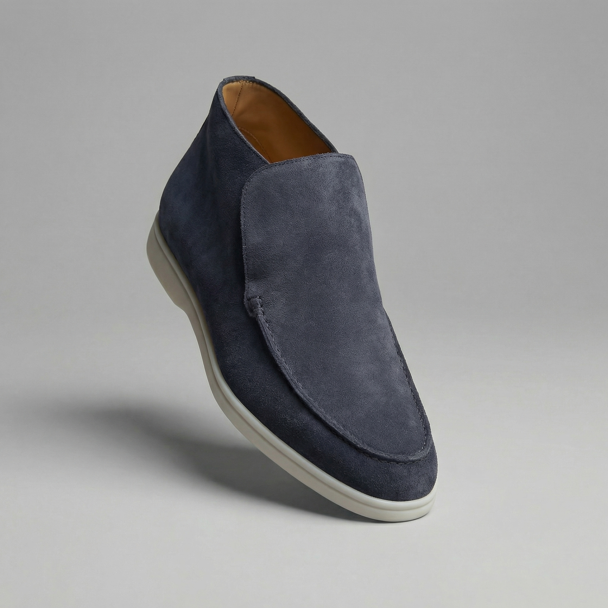 Mocassini da uomo in camoscio alto