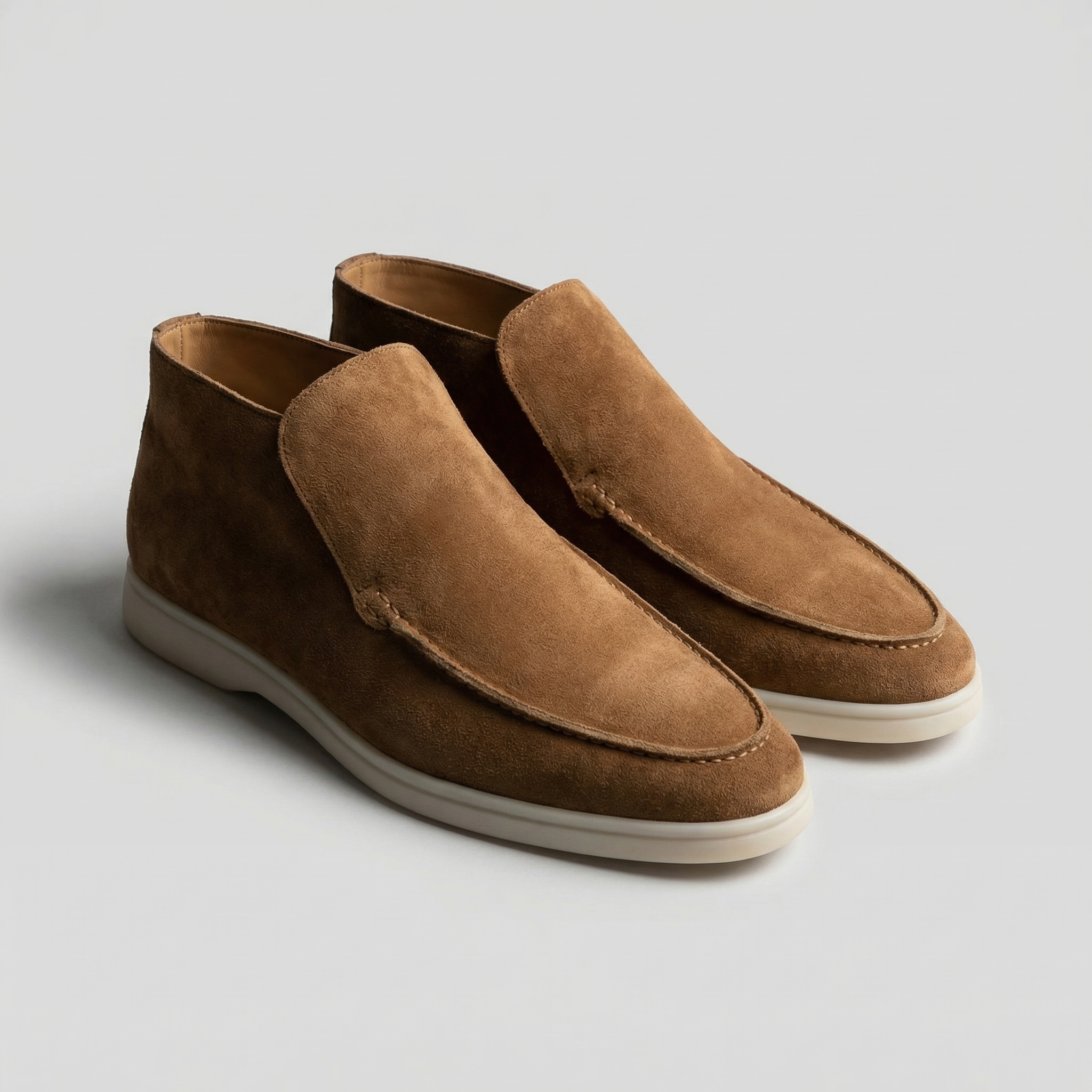 Mocassini da uomo in camoscio alto