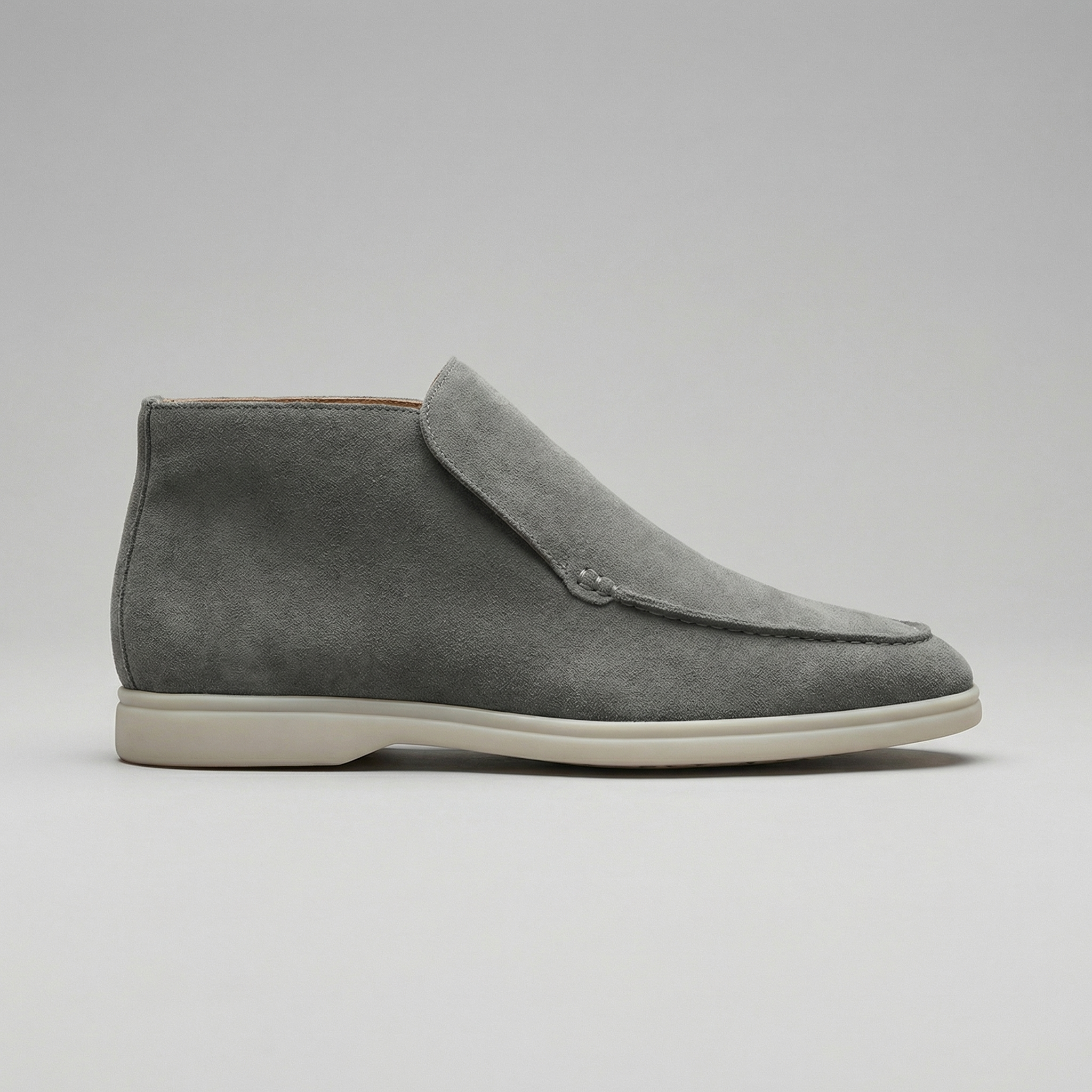 Mocassini da uomo in camoscio alto