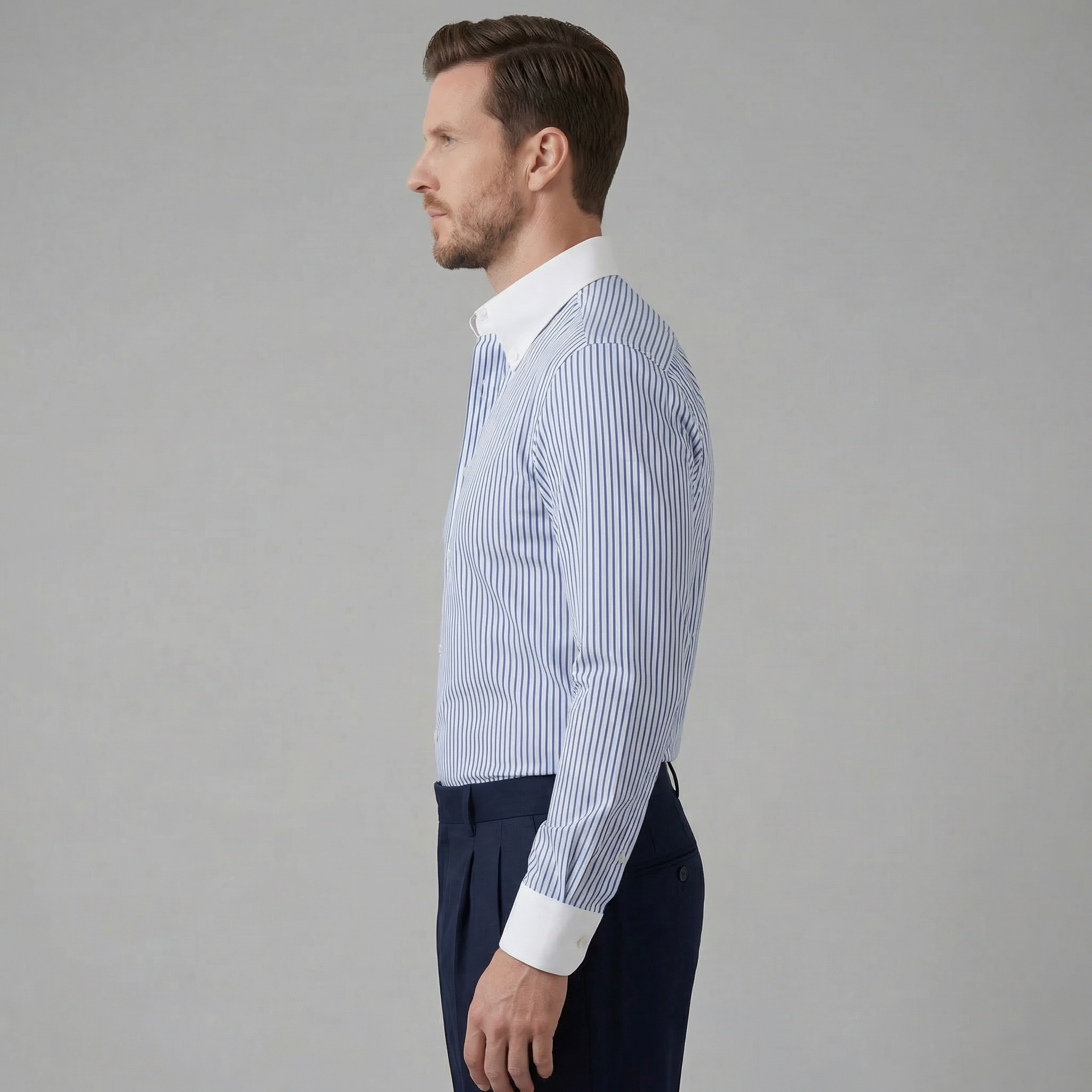 Camicia leggera con bottoni da uomo