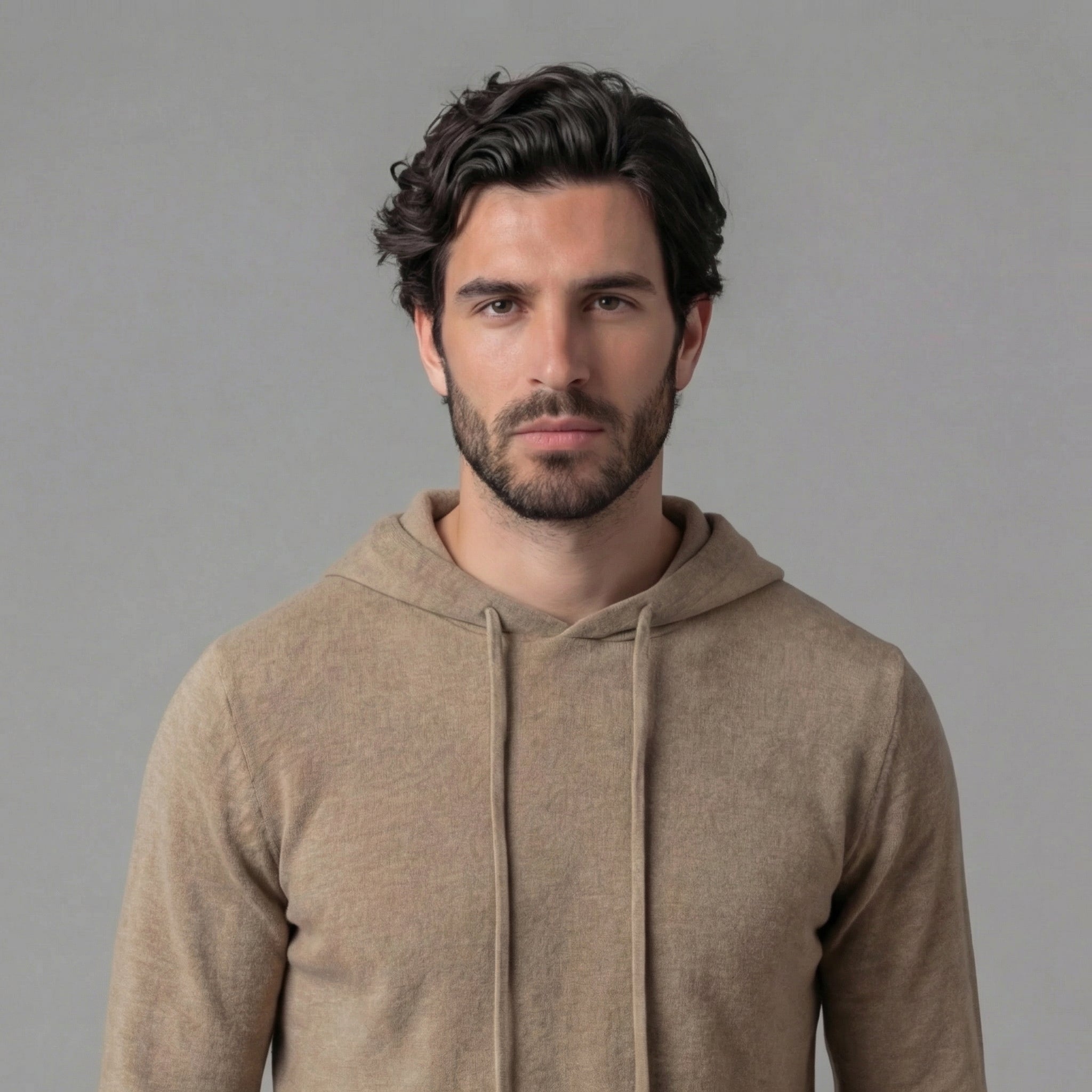 Sudadera con capucha elegante para hombre