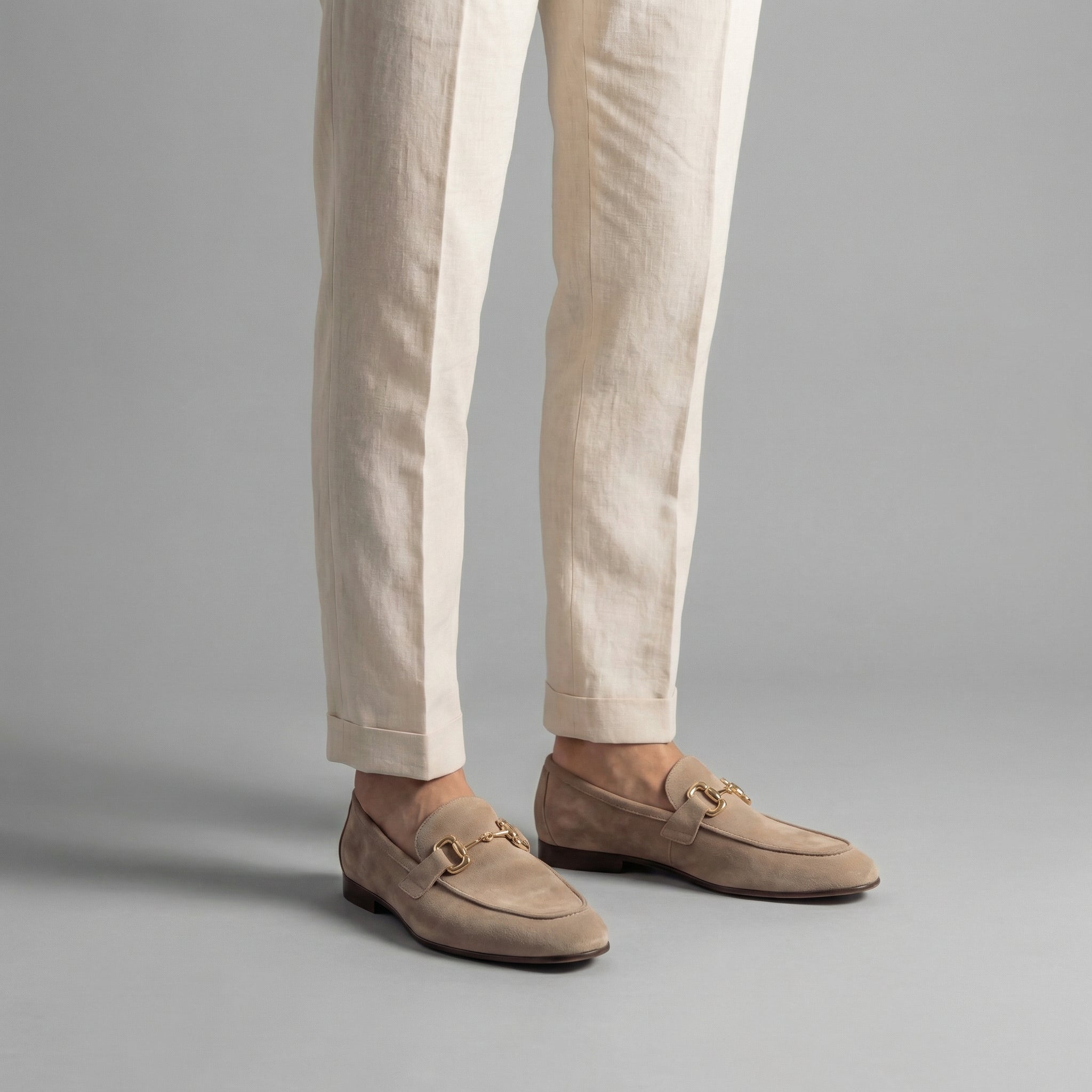 Mocasines de ante para hombre con detalle de hebilla