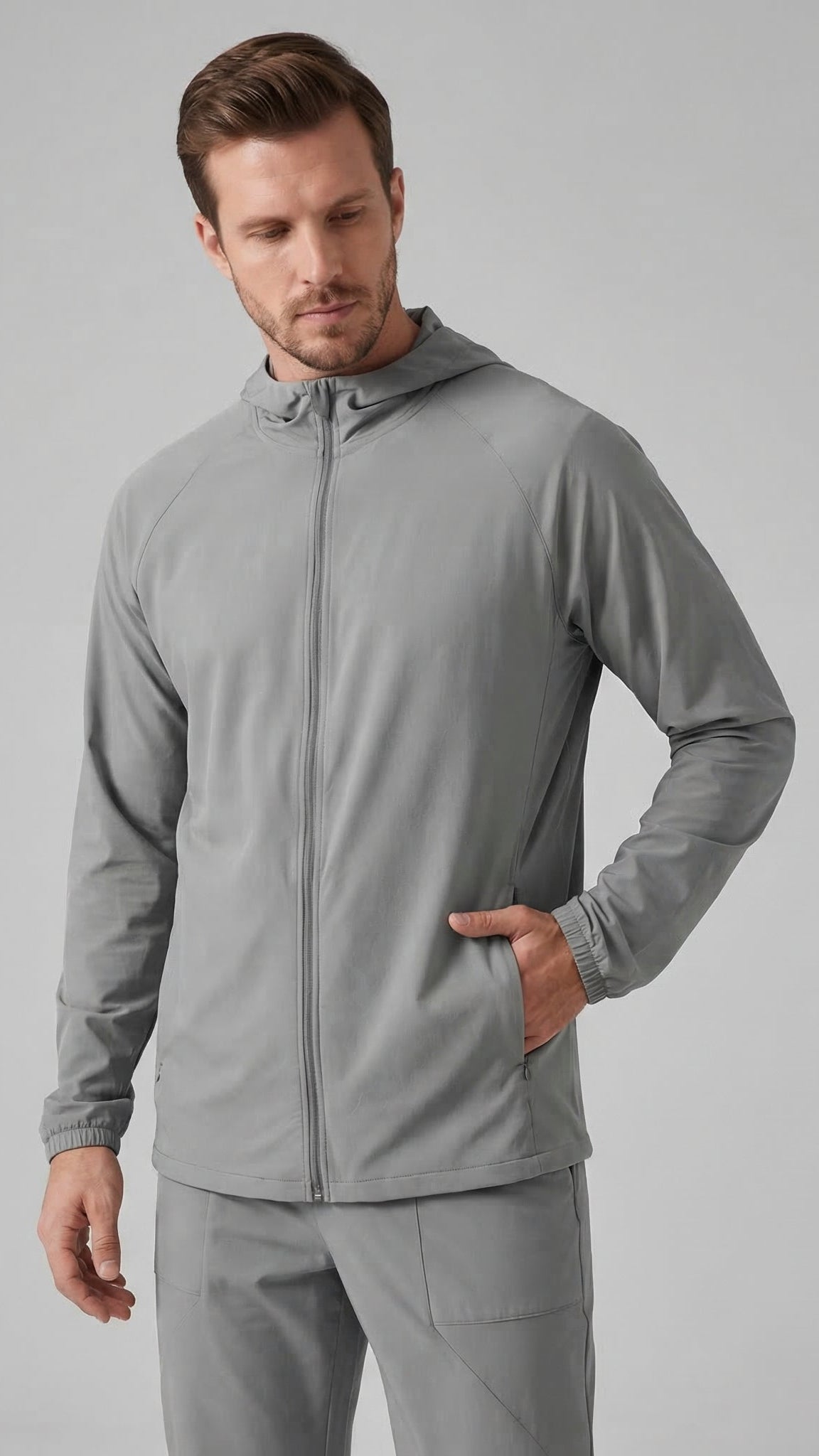 Giacca tecnica con cappuccio da uomo