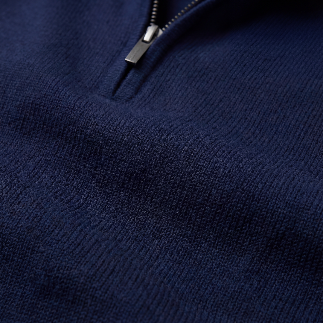 Marineblauer Pullover mit halbem Reißverschluss