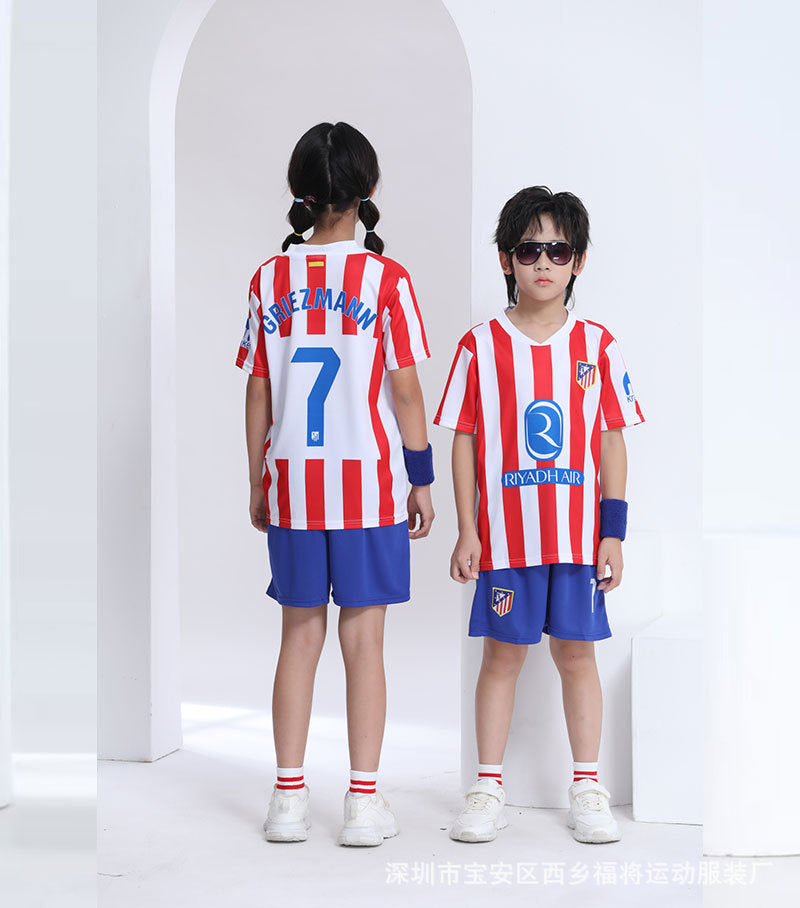 Kinder Fußballtrikot & Shorts Set – Griezmann