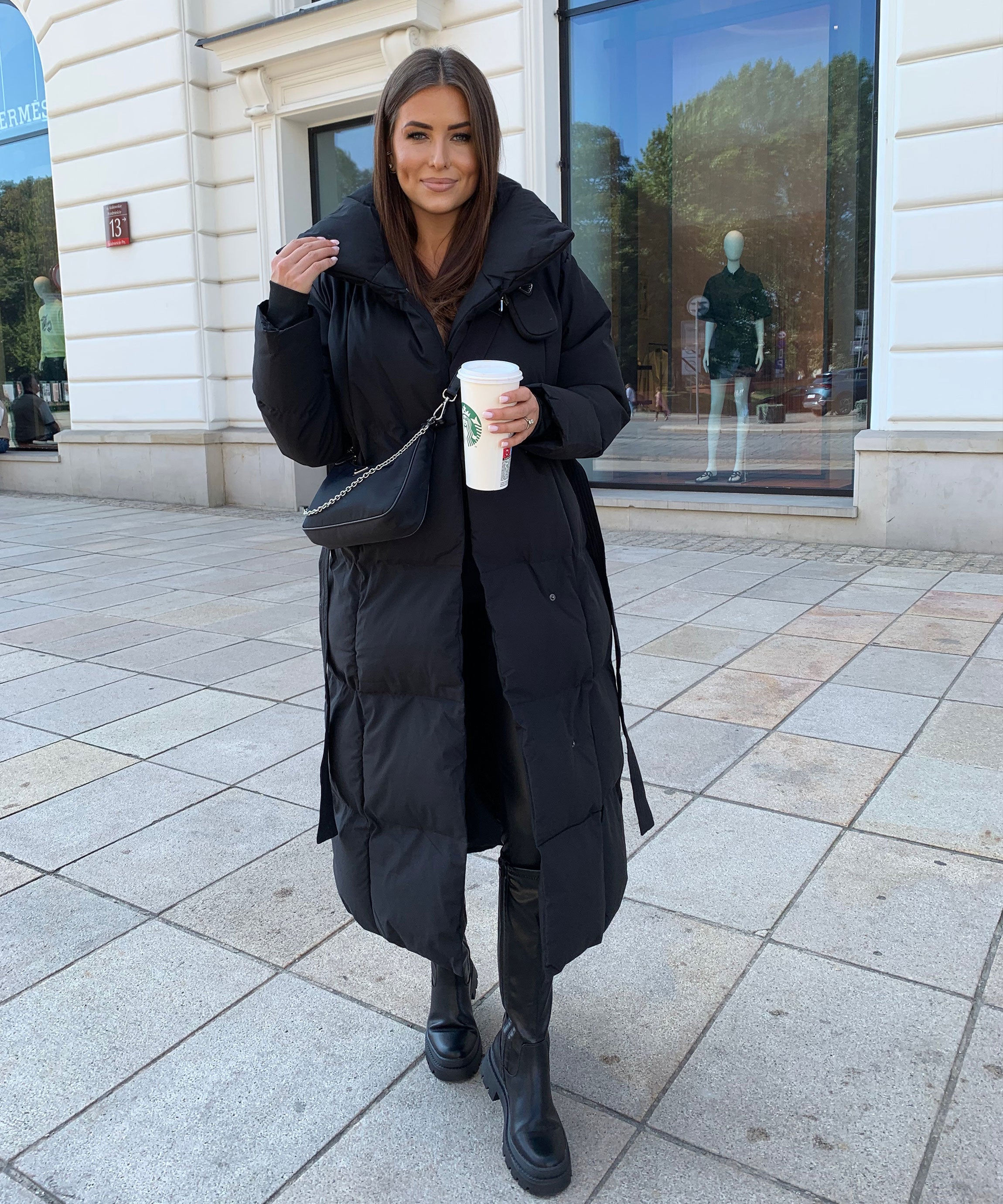 Piumino lungo da donna | Giacca invernale nera maxi con cintura