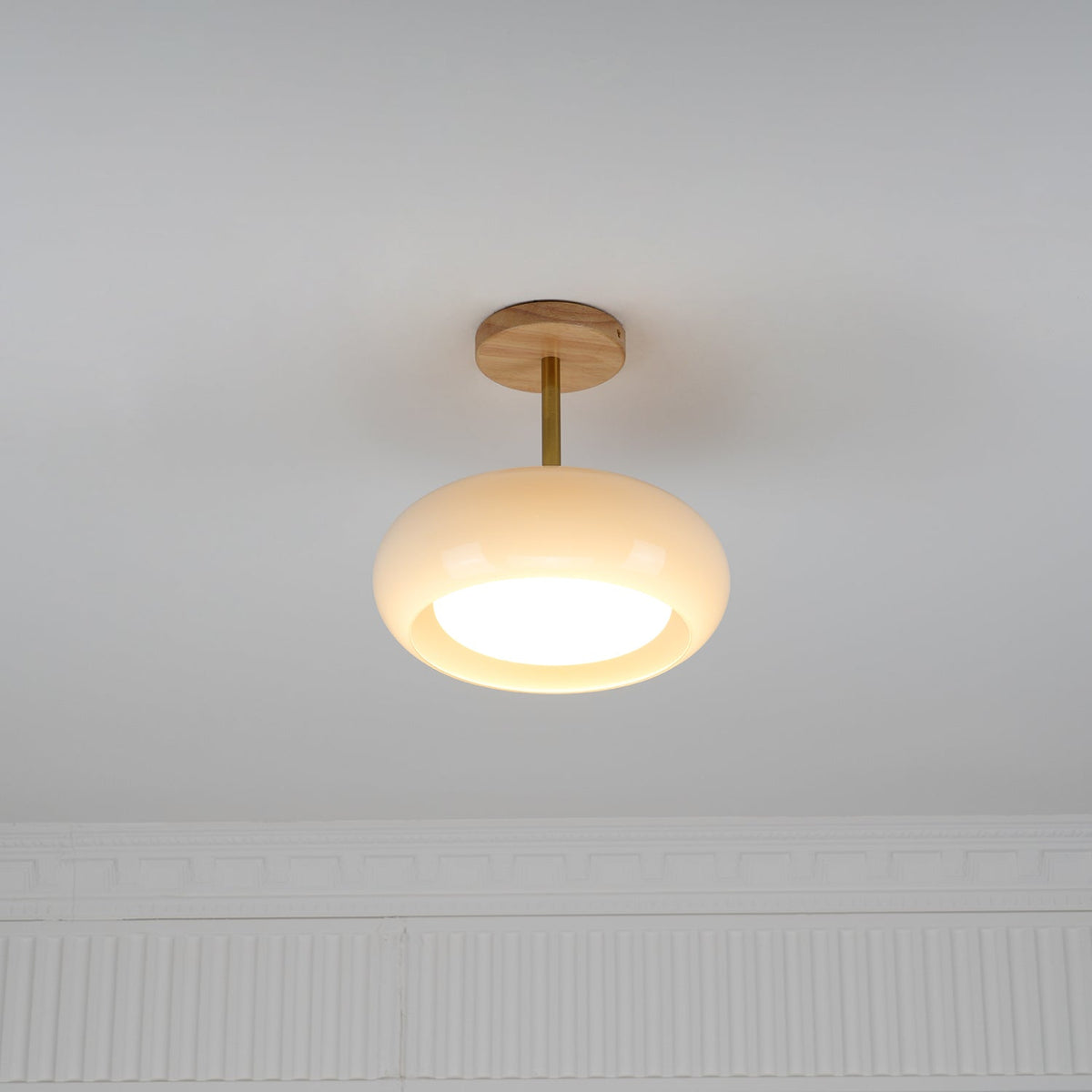 Lampada da soffitto nordica a cupola in legno e vetro con LED semi-incassata a 1 luce