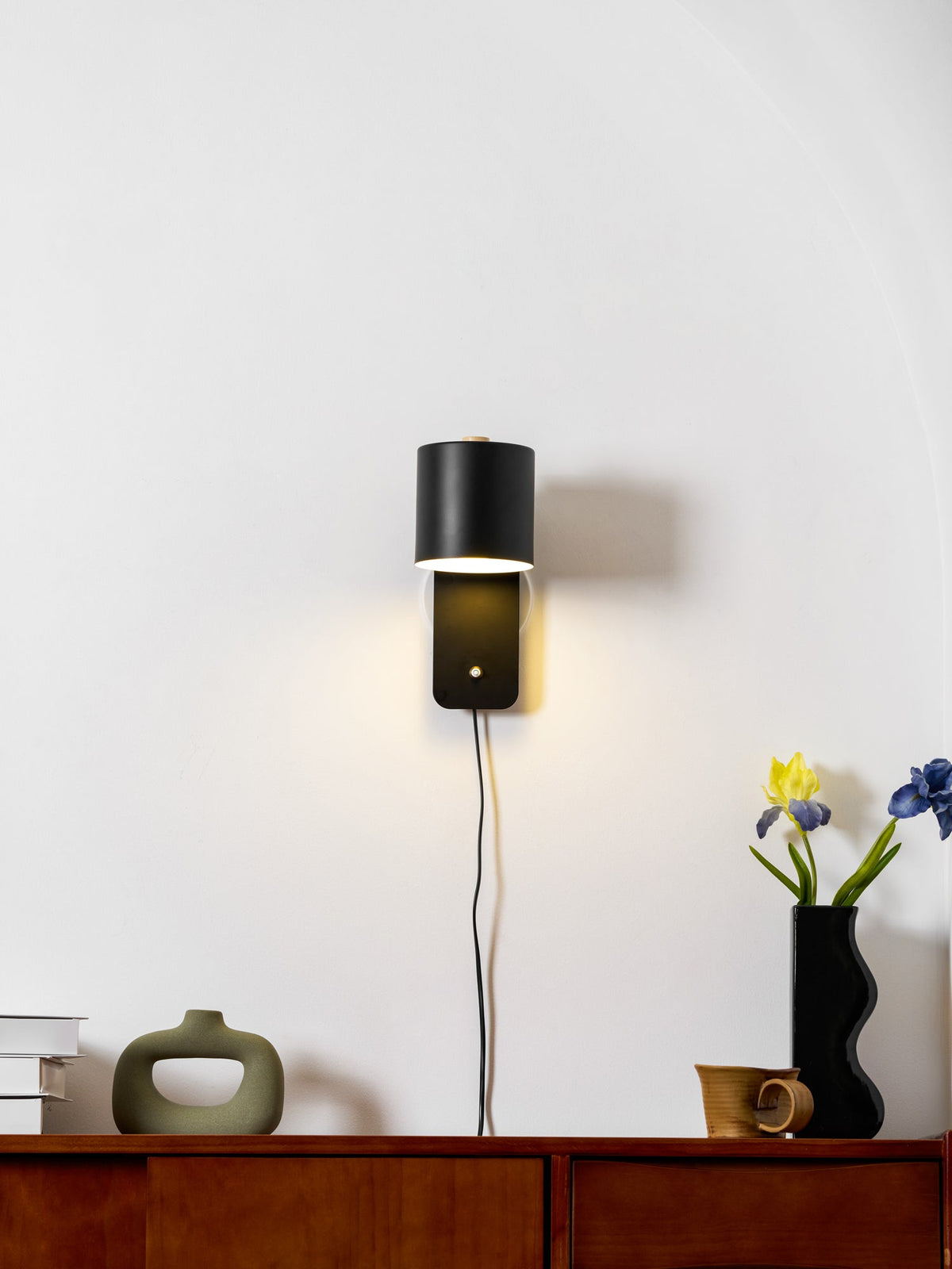 Applique da parete moderna minimalista cilindrica rotante a spina a 1 luce