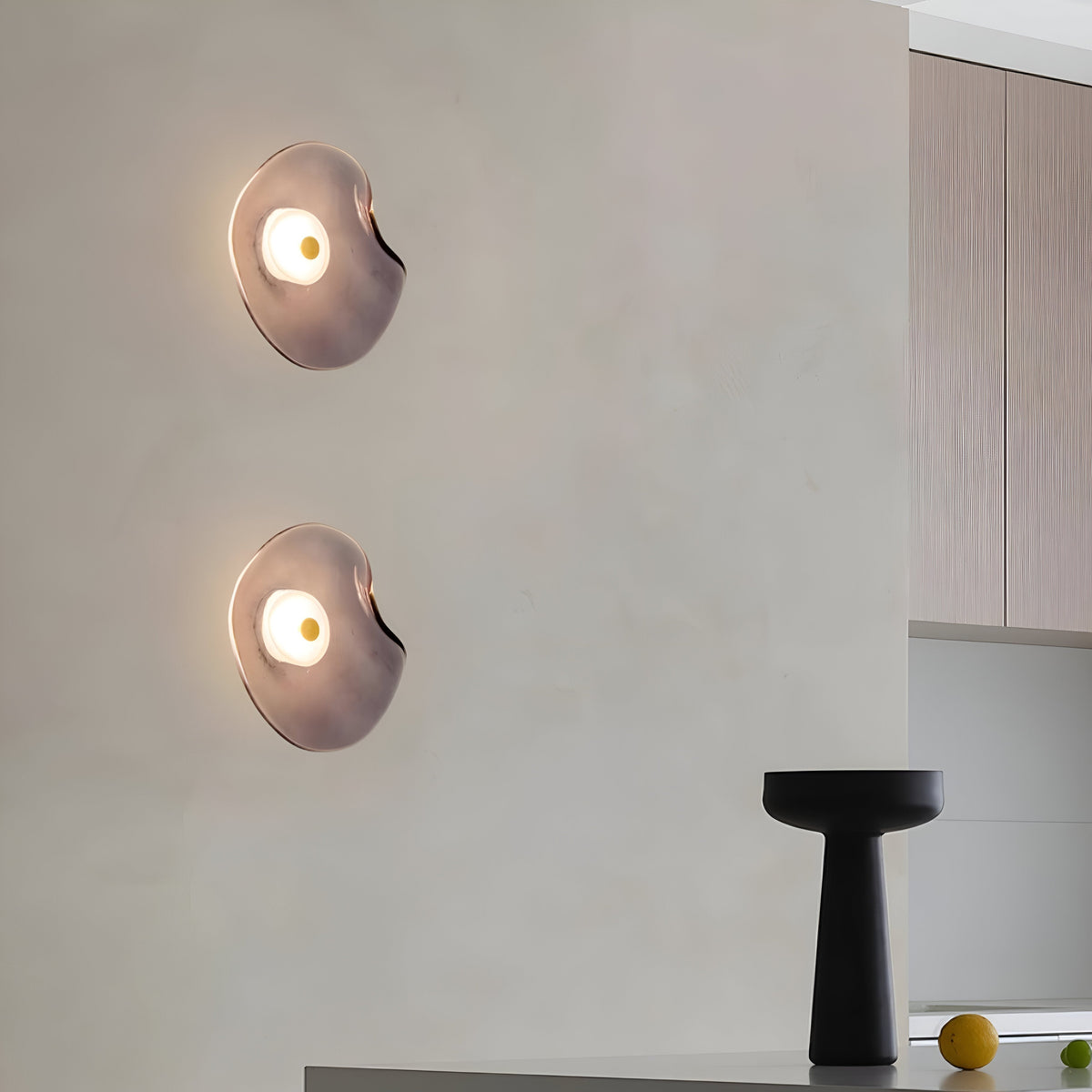 Nordische gebogene Glas Japandi LED-Wandleuchte 1-flammig