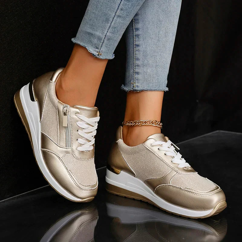 ZAPATILLAS | ZAPATILLAS CON CUÑA Y CREMALLERA LATERAL