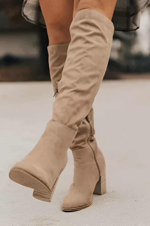 BOTAS ALTAS HASTA LA RODILLA | DISEÑO FRUNCIDO Y TACÓN BLOQUE BAJO