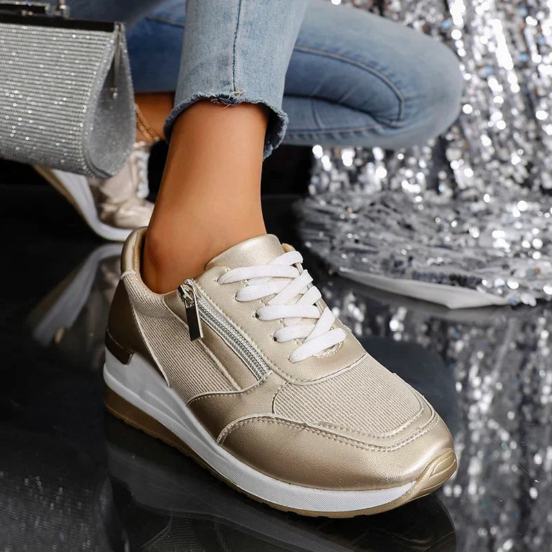 ZAPATILLAS | ZAPATILLAS CON CUÑA Y CREMALLERA LATERAL