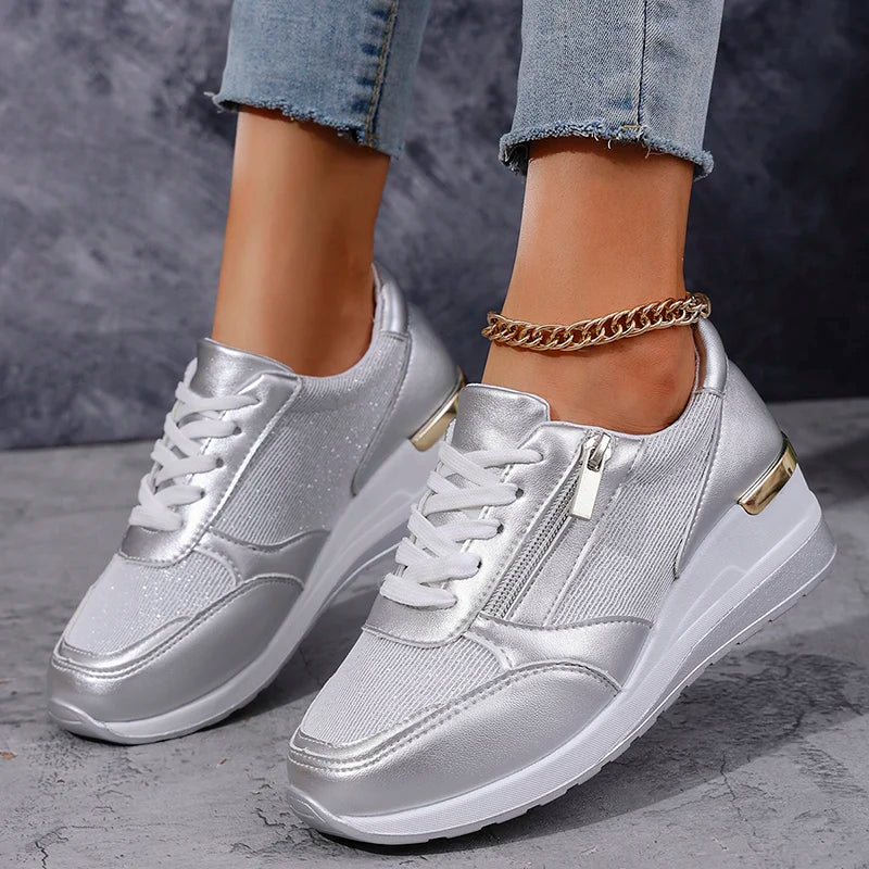 ZAPATILLAS | ZAPATILLAS CON CUÑA Y CREMALLERA LATERAL