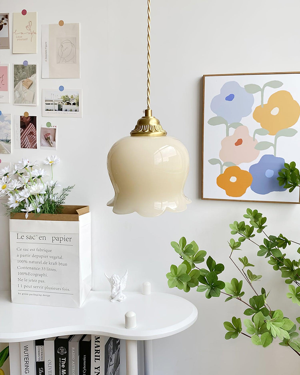 Vintage messing bloemblad glazen hanglamp 1-licht