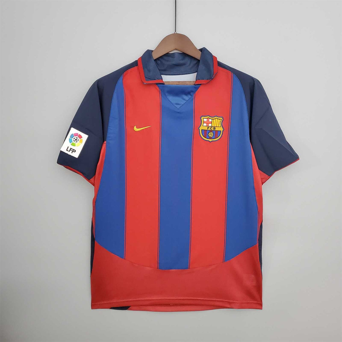 Camiseta de local Ronaldinho Barcelona 2003/04
