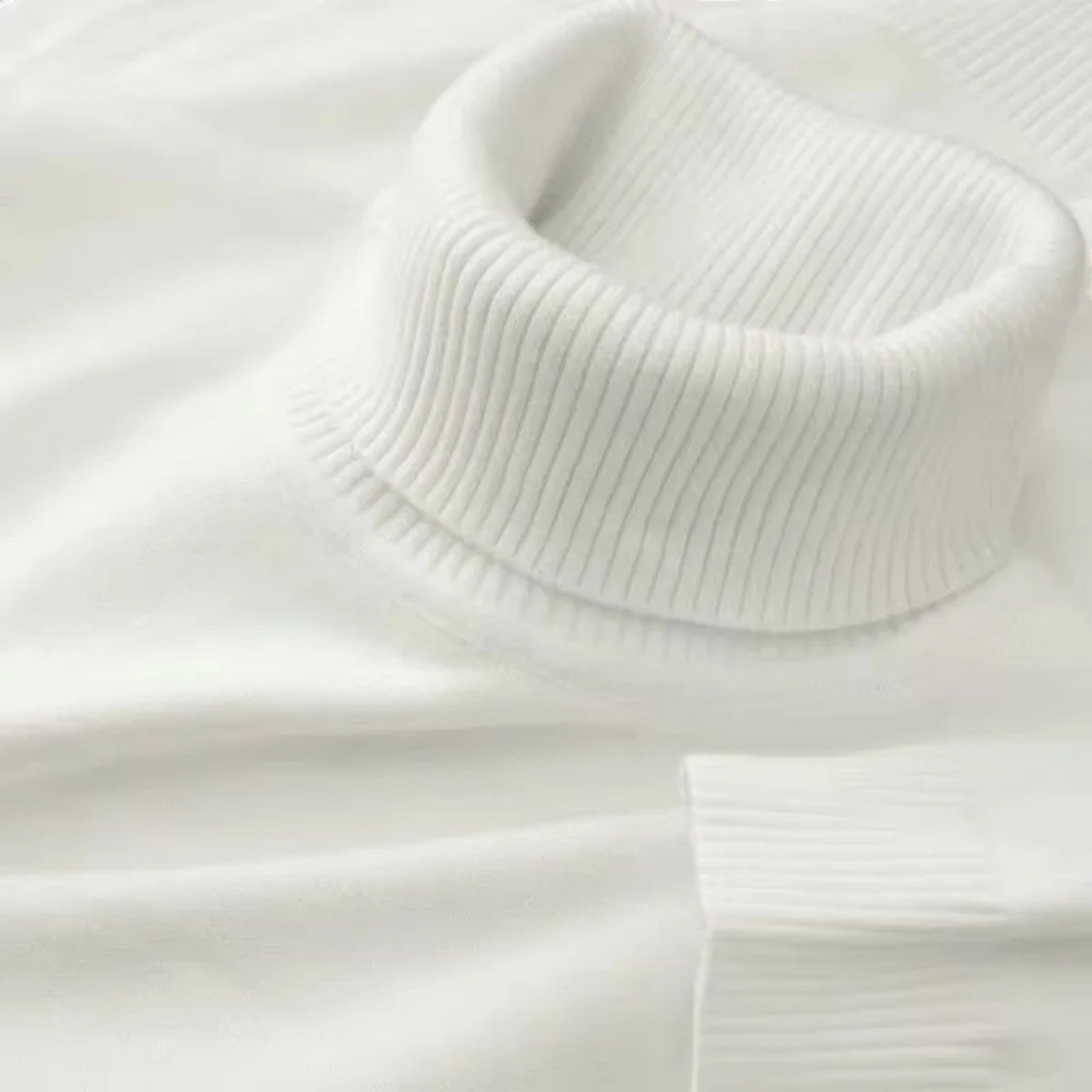 Herren Strickpullover mit Rollkragen aus Wolle