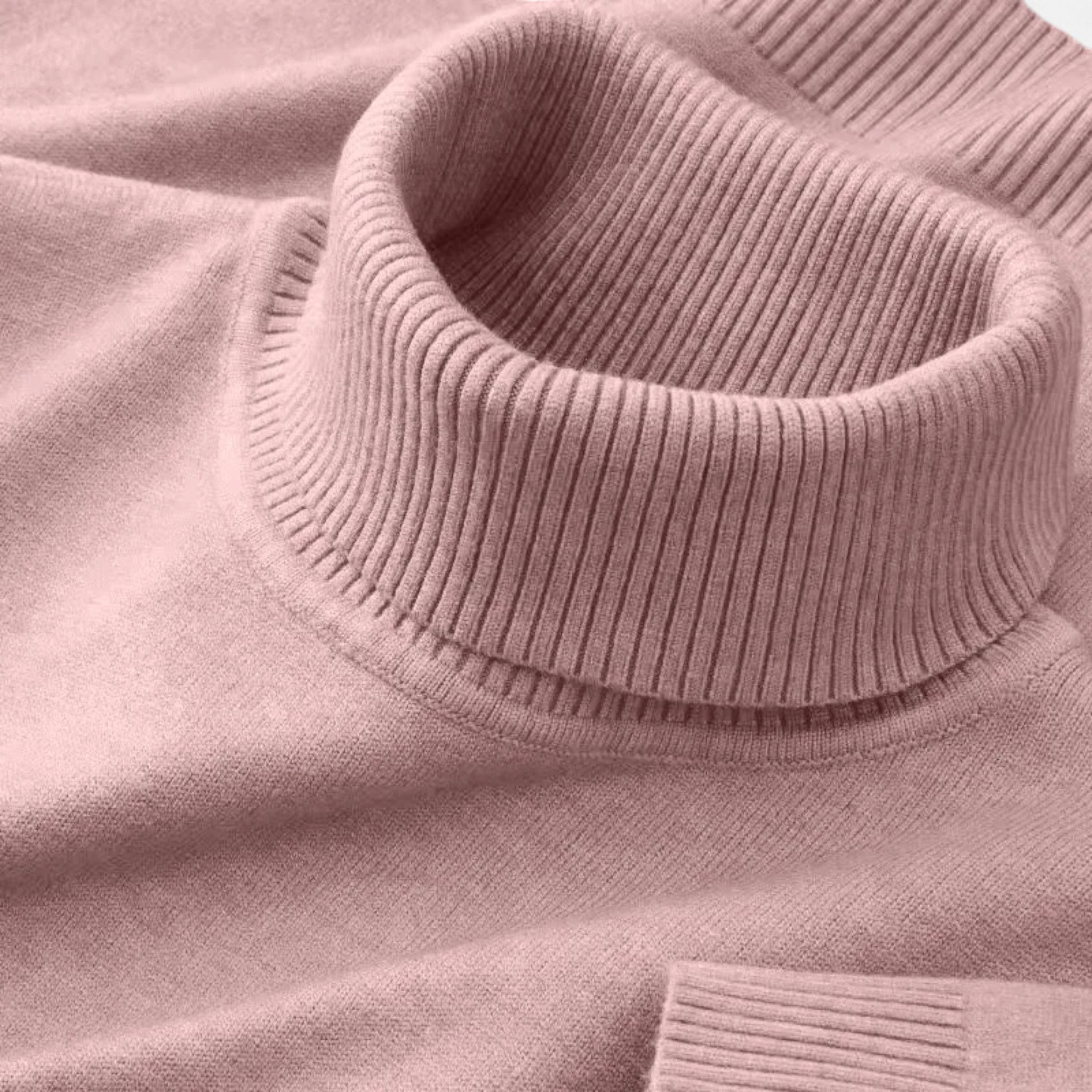 Herren Strickpullover mit Rollkragen aus Wolle