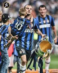 Camiseta histórica del triplete del Inter 2009/2010 + Todos los parches y personalización incluidos