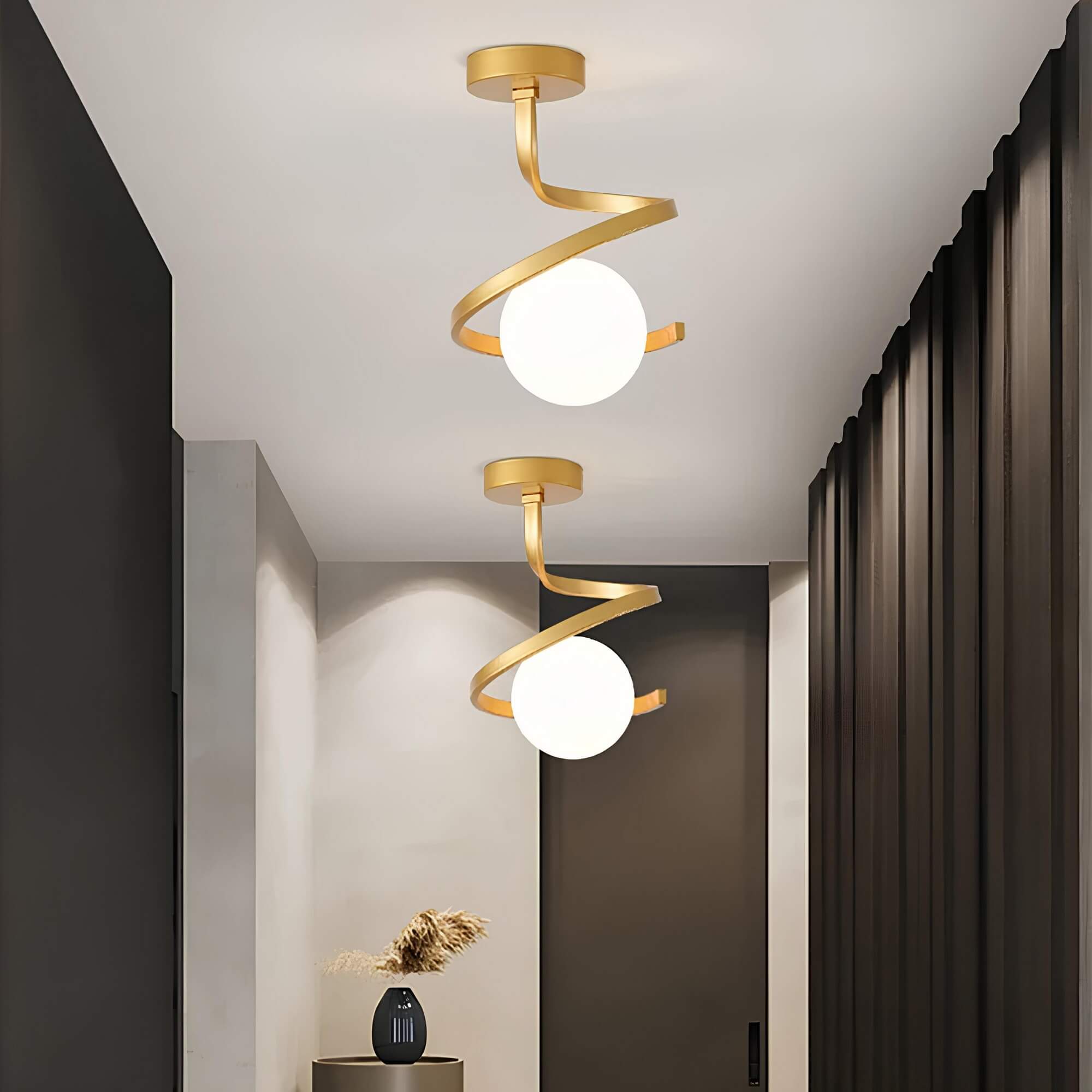 Moderne Messing-Glas-Deckenleuchte mit 1 Licht