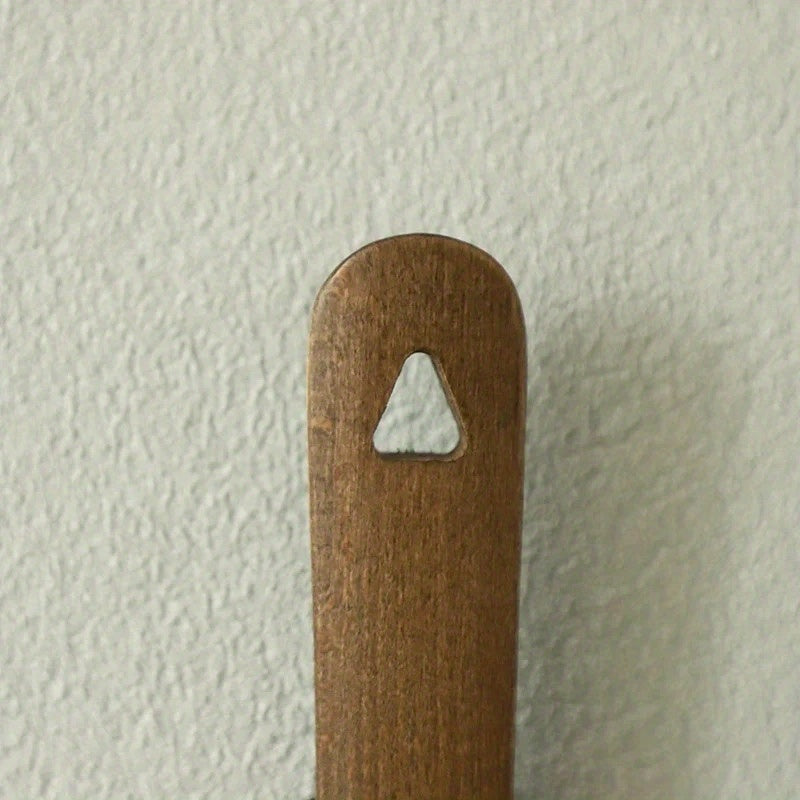 Long Handle Shoe Horn | Easy On and Off