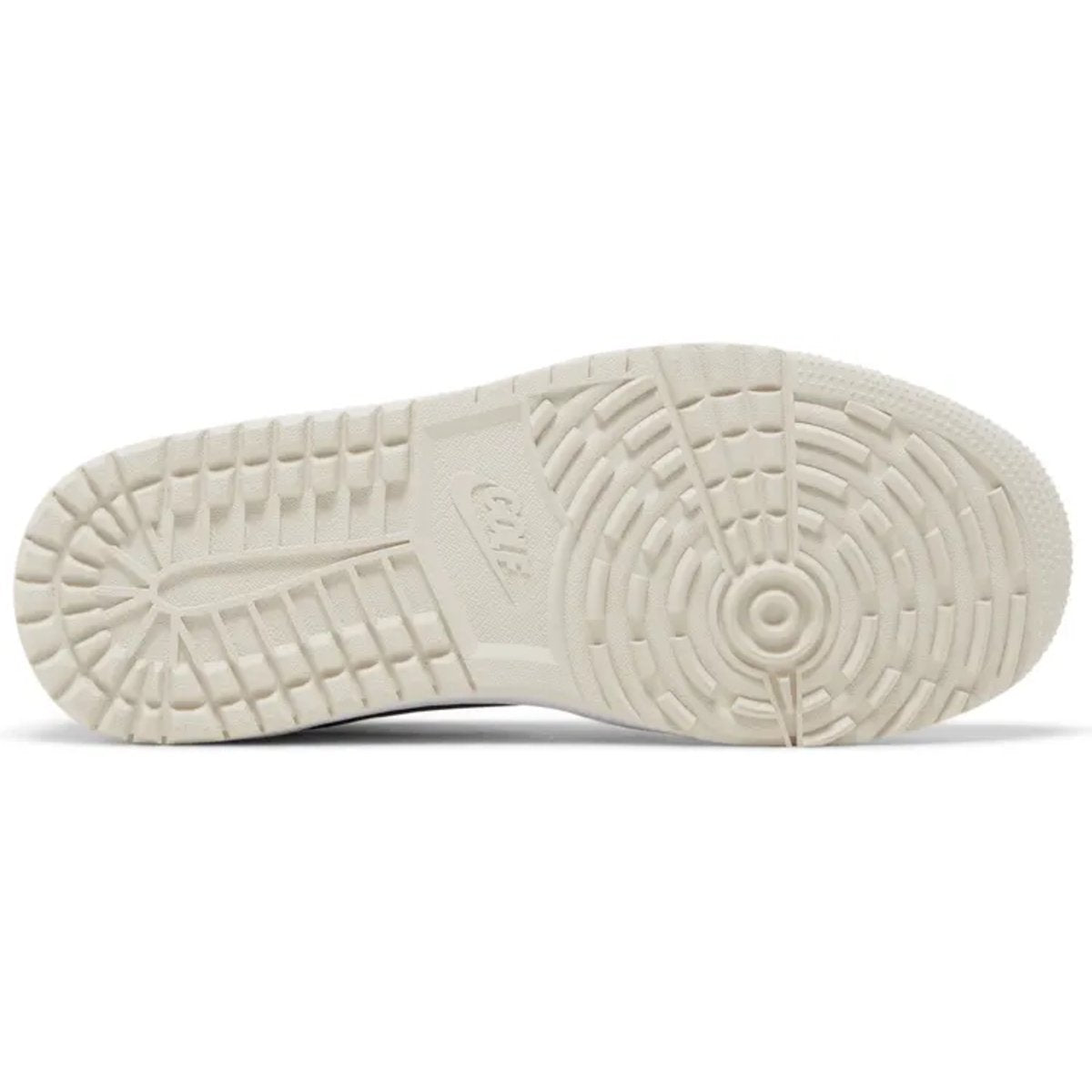 Jordan 1 Retro Low Golf Fantasma Voltio