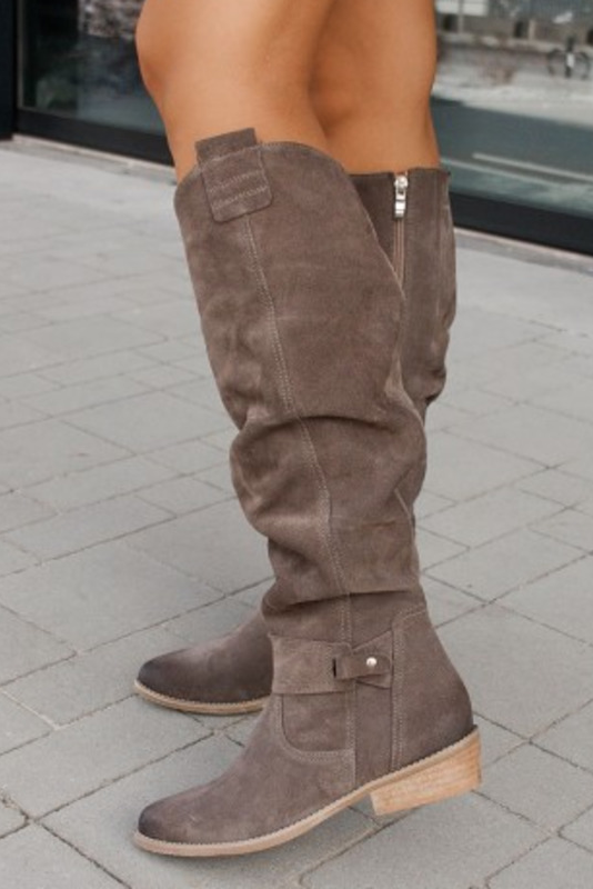 BOTAS ALTAS HASTA LA RODILLA | DISEÑO FRUNCIDO Y TACÓN BLOQUE BAJO